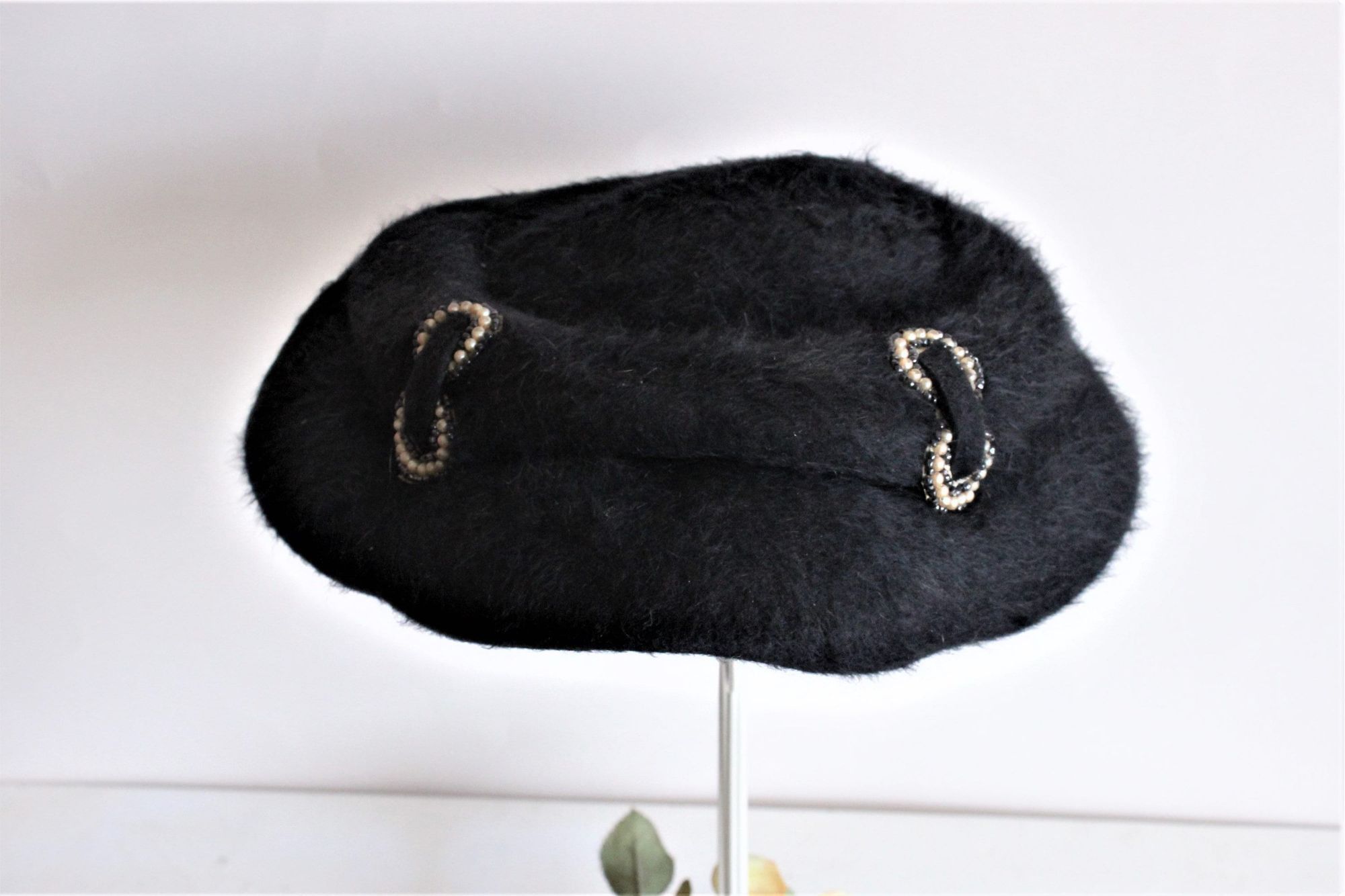 Vintage Vintage 1940s Hat, Black Plate Hat with Faux Pearls, Milline Size ONE SIZE - 5 Thumbnail