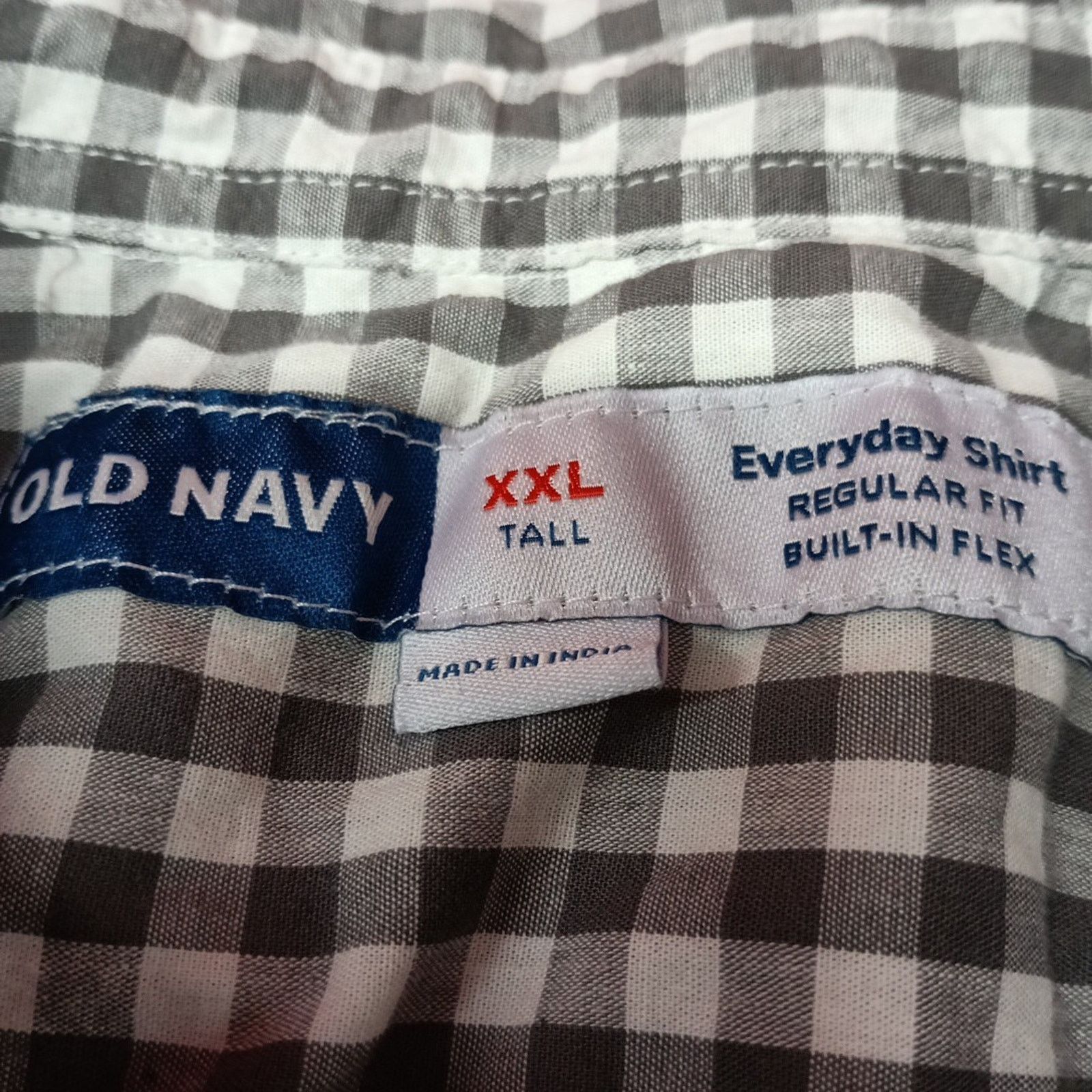 Old Navy Old Navy Regular Fit Men's 2XLT Gray White Checkered Shirt Size US XXL / EU 58 / 5 - 4 Thumbnail