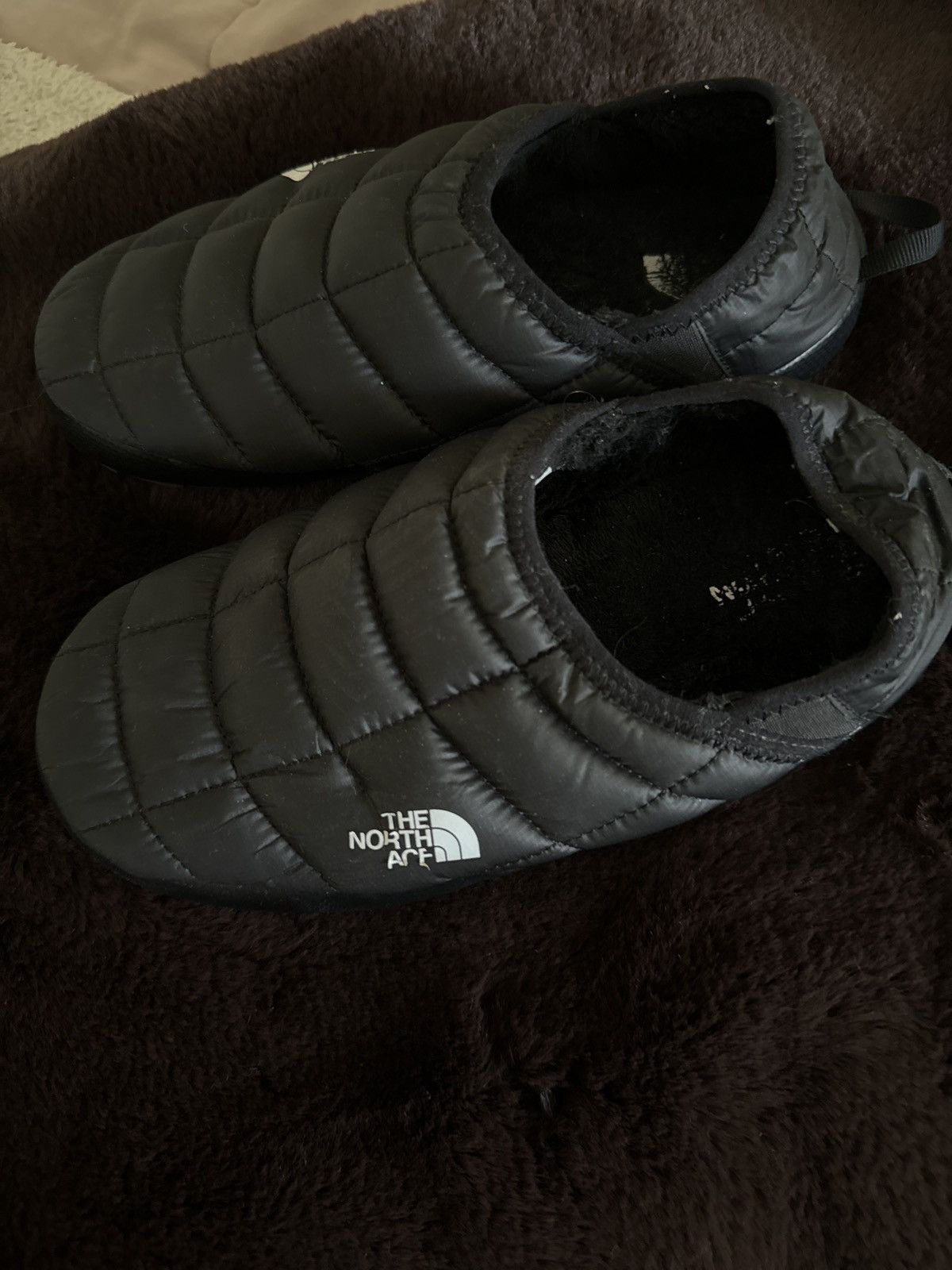 The North Face The North Face Slippers Size US 7 / EU 40 - 1 Thumbnail