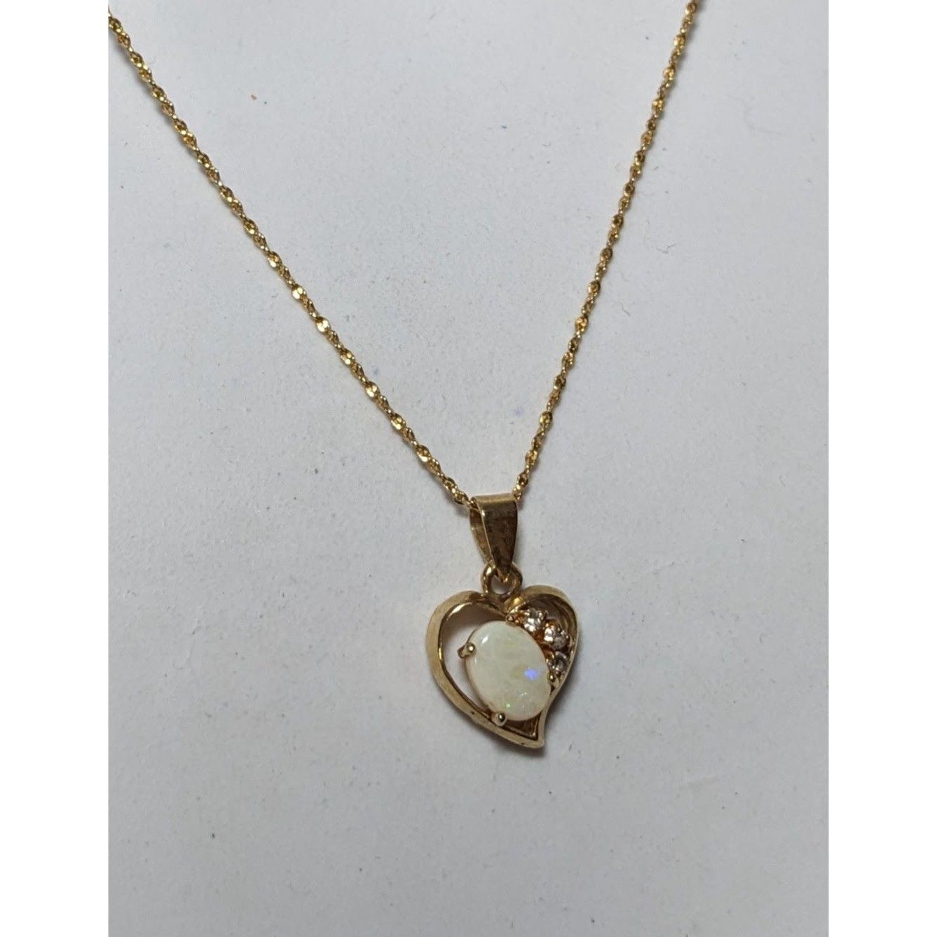 Other Nakagawa Corporation Gold Tone Opal Gemmed Heart Necklace Size ONE SIZE - 11 Thumbnail