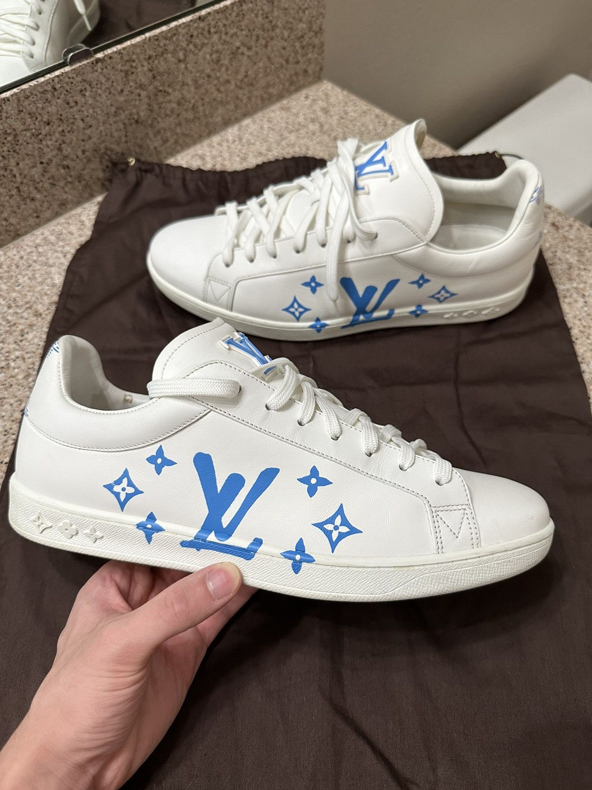 Louis Vuitton Trainer Sneakers in Blue Marine Leather - US10 Navy