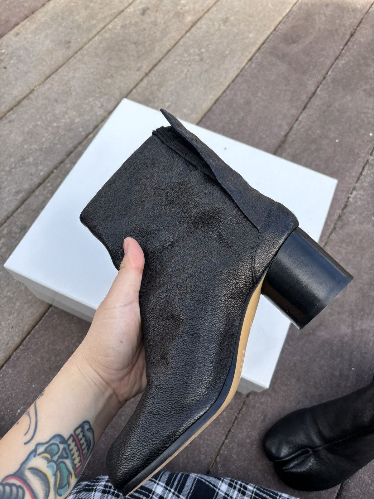 Maison Margiela Maison Margiela Camel Tabi Ankle Boots Size US 6 / IT 36 - 6 Thumbnail