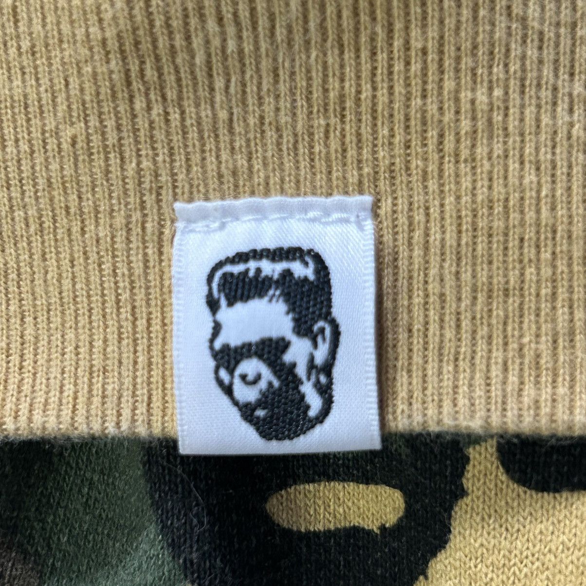 Bape BAPE 1st Camo White Shark Sweatshirt Size US M / EU 48-50 / 2 - 9 Thumbnail