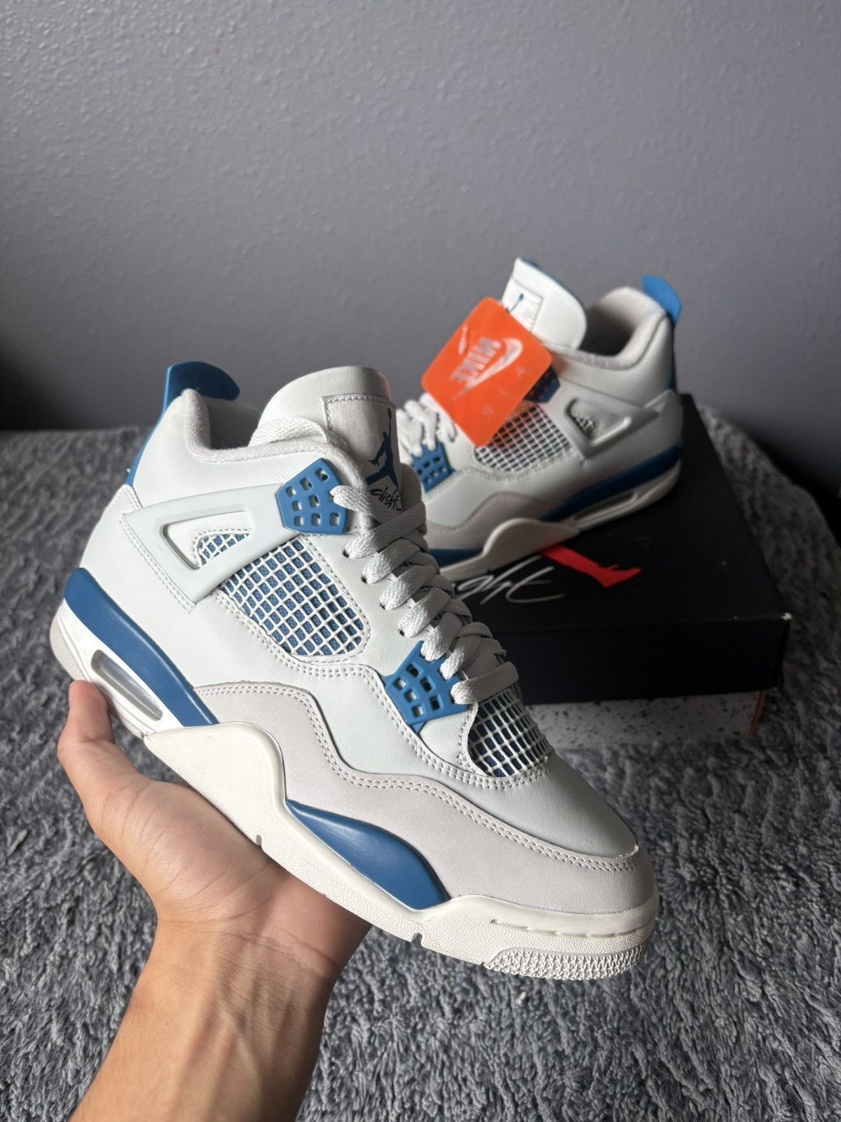Jordan Brand Jordan 4 Military Blue Size 8.5 Size US 8.5 / EU 41-42 - 1 Thumbnail