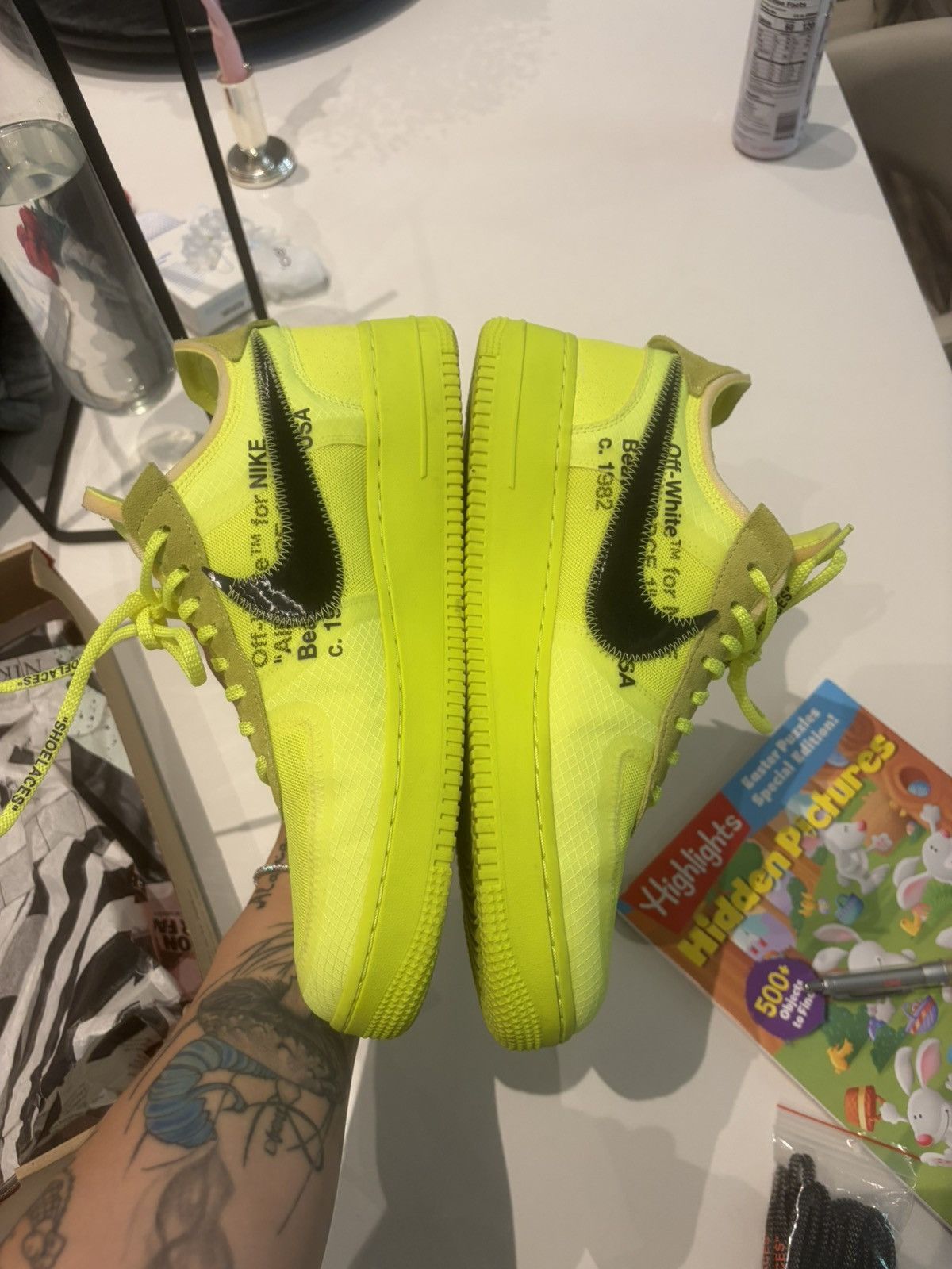 Nike × Off-White Nike x Off White ‘the ten: Volt’ 11 Size US 11 / EU 44 - 1 Thumbnail