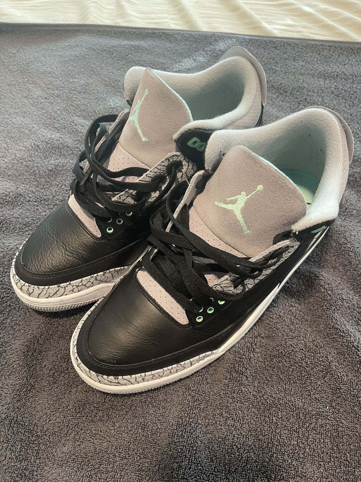 Jordan Brand Jordan 3 retro green glow Size US 11 / EU 44 - 4 Thumbnail