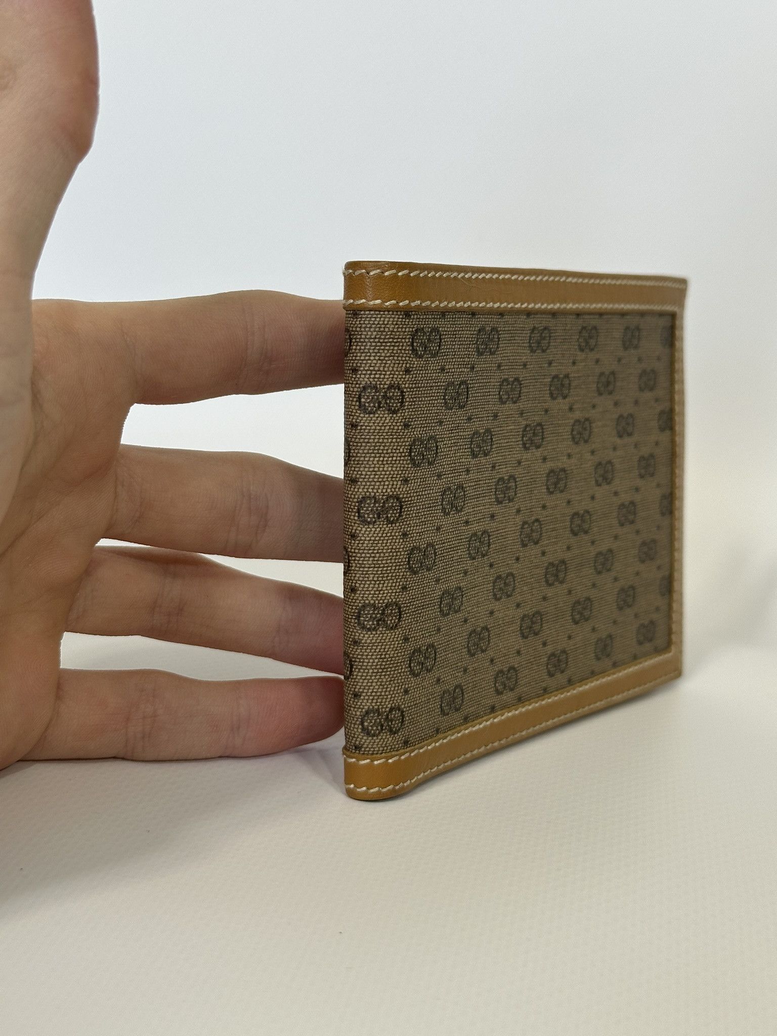 Gucci Gucci Wallet Vintage GG Monogram Canvas Leather Beige Size ONE SIZE - 3 Thumbnail
