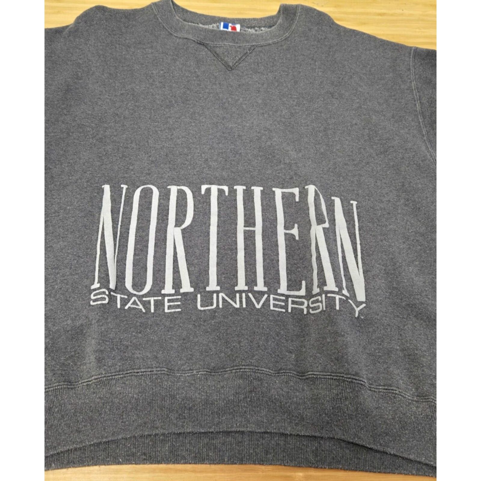 Russell Athletic VINTAGE Russell Athletic Sweatshirt XL Men Northern State University Crew Neck Blue Heavyweight Crew Sweatshirt University Mens Size US XL / EU 56 / 4 - 3 Thumbnail