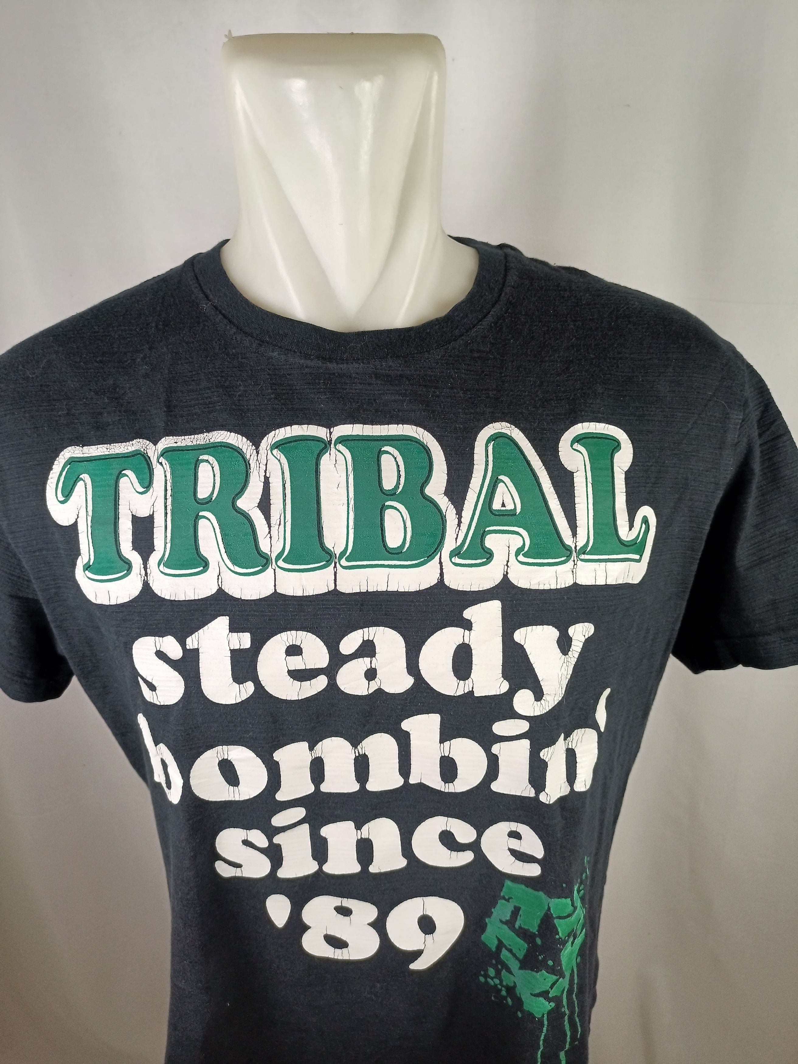Designer × Japanese Brand × Tribal Streetwear TRIBAL GEAR Steady Bombin' Since '89 Shorts Sleeve Y2K Style Size US L / EU 52-54 / 3 - 19 Thumbnail