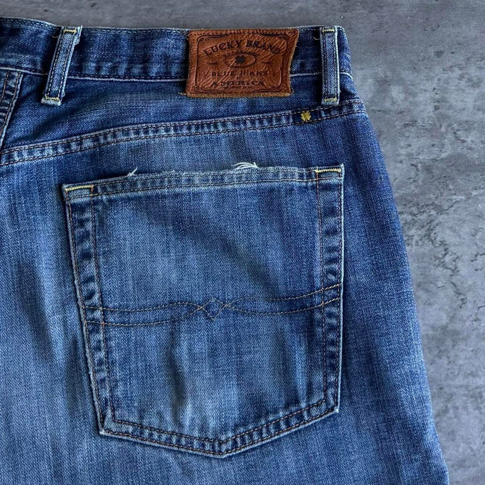 Lucky Brand × Vintage Lucky Brand Baggy Embroidered Denim Jeans Size US 36 / EU 52 - 3 Thumbnail