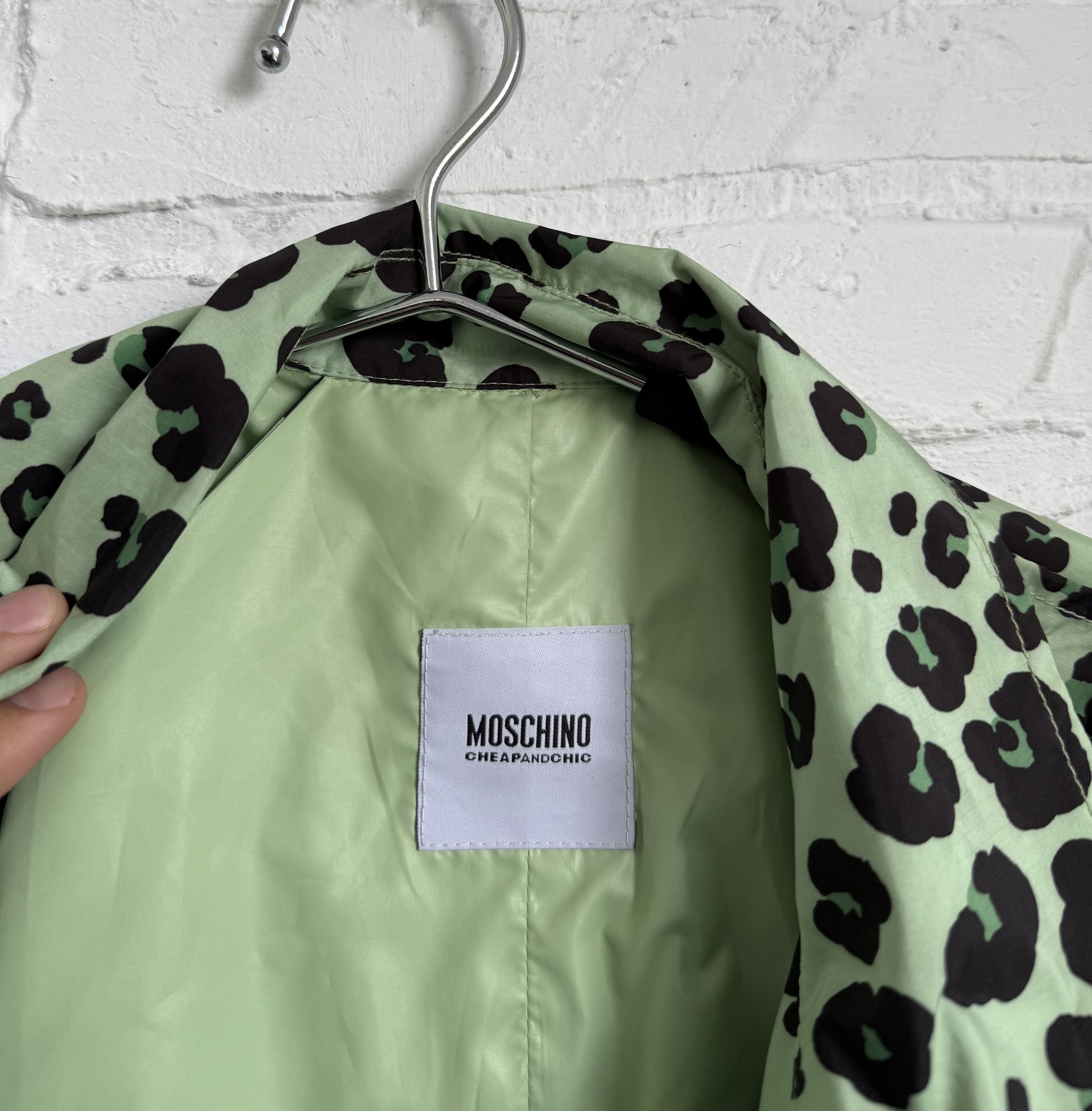 Moschino × Vintage Vintage Moschino cheap and chic leopard print trench coat Size XS / US 0-2 / IT 36-38 - 4 Thumbnail