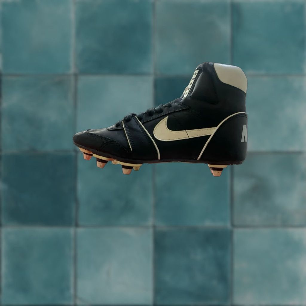 Nike VINTAGE Nike Open Field Cleats Mens 8 Football NIB 1988 Black White Deadstock Size US 8 / EU 41 - 1 Thumbnail