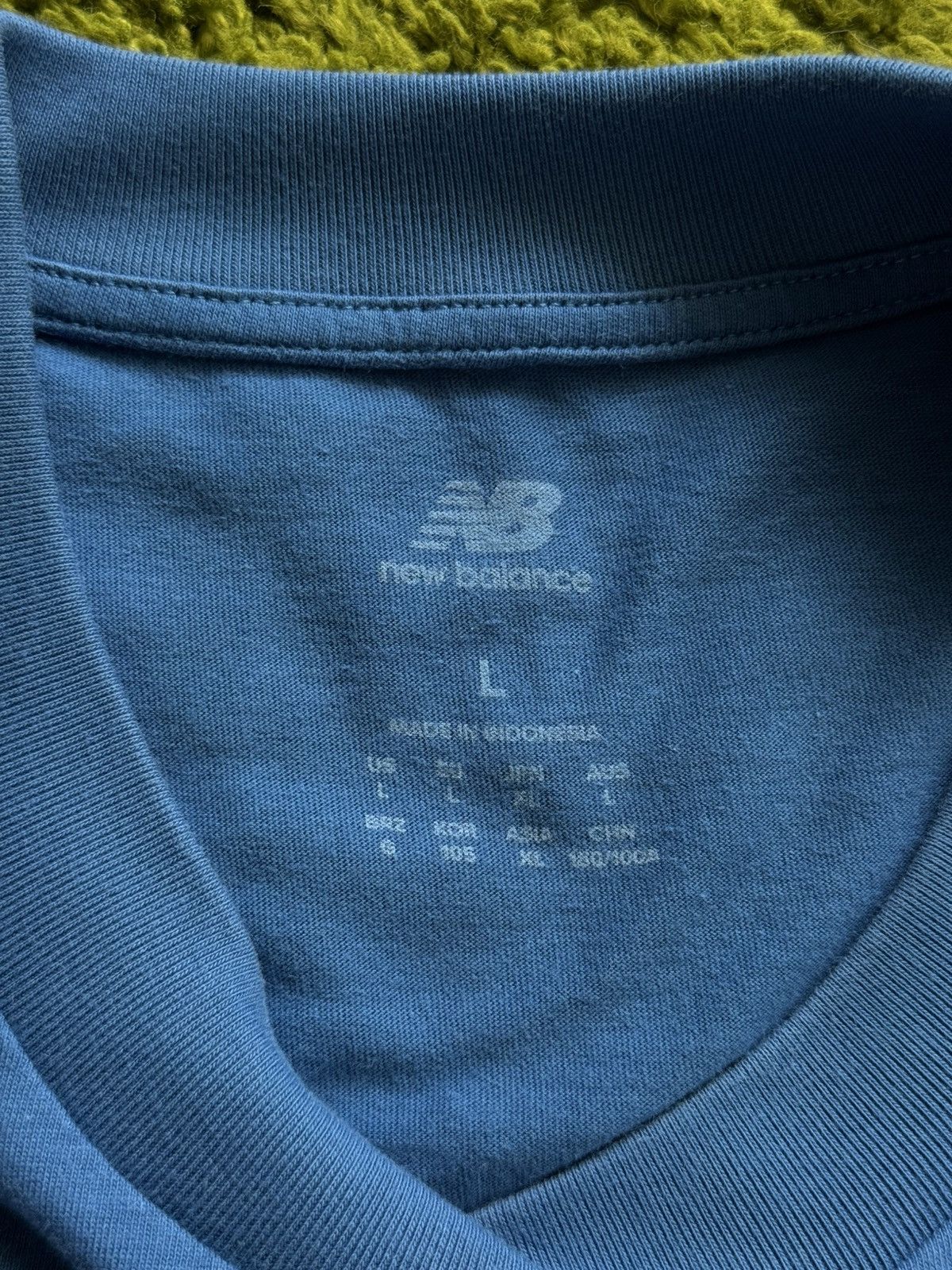 New Balance New Balance 9060 big logo promo t-shirt Size US L / EU 52-54 / 3 - 5 Thumbnail