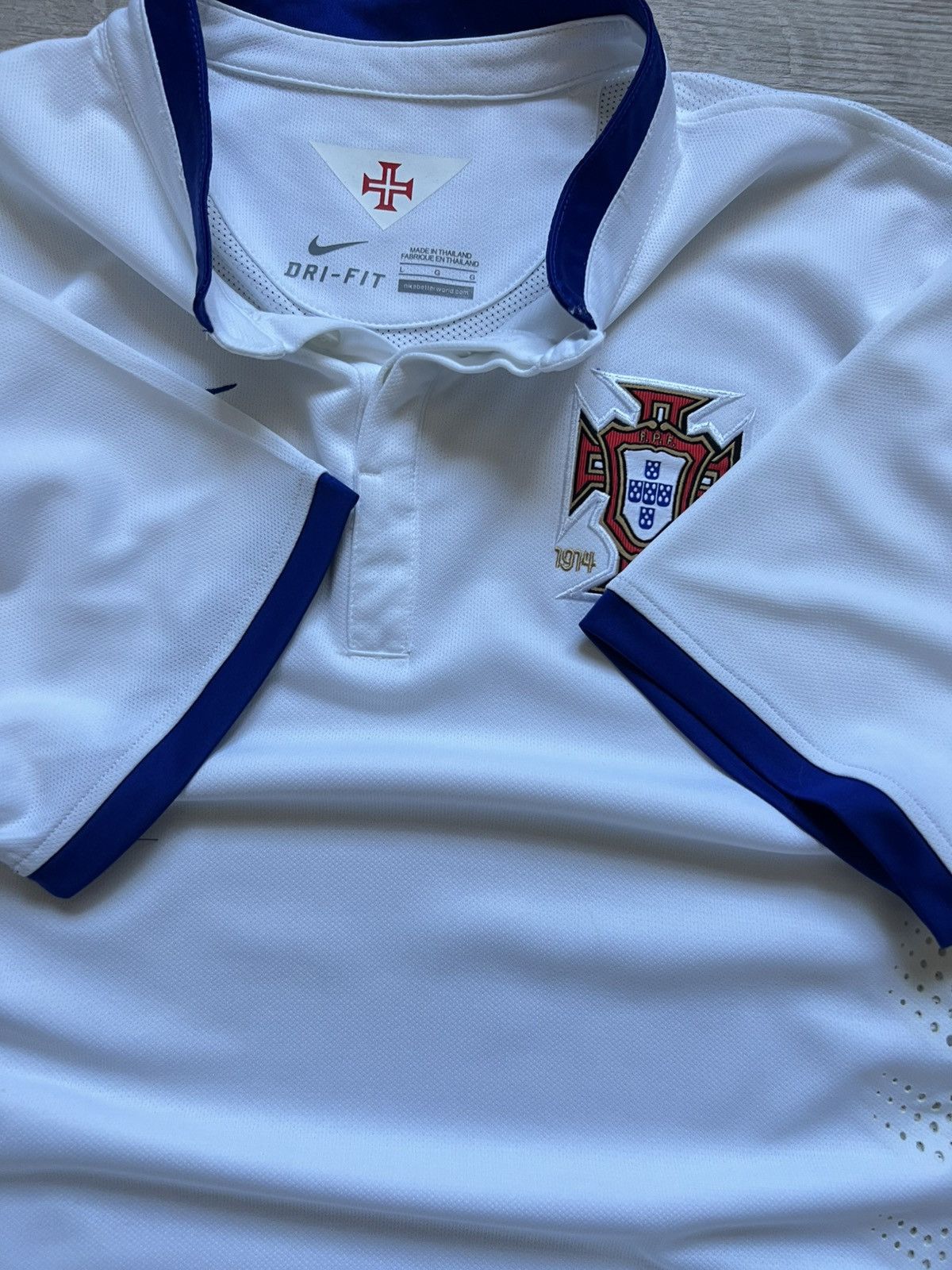 Nike Nike Portugal National Team Soccer Jersey White Size US L / EU 52-54 / 3 - 7 Thumbnail