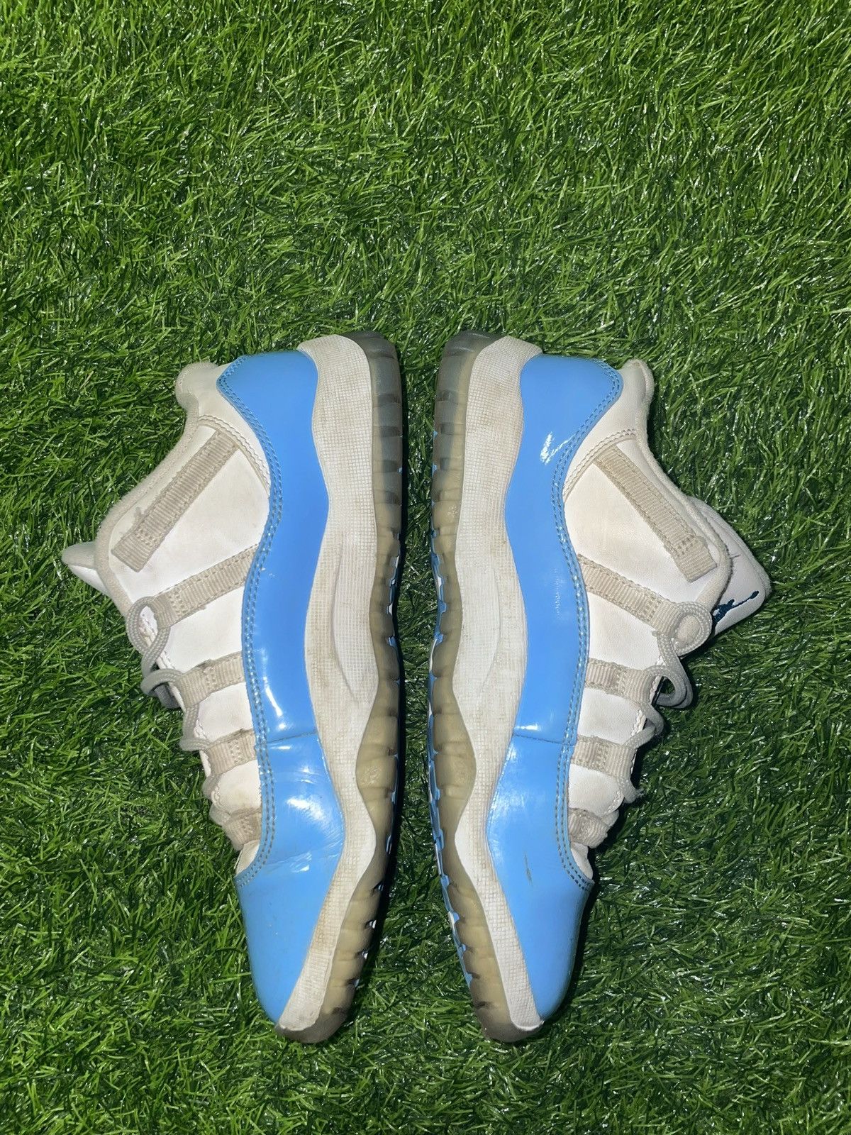 Jordan Brand Air Jordan 11 Retro University Blue Size US 3Y Size US 5 / EU 37 - 4 Thumbnail