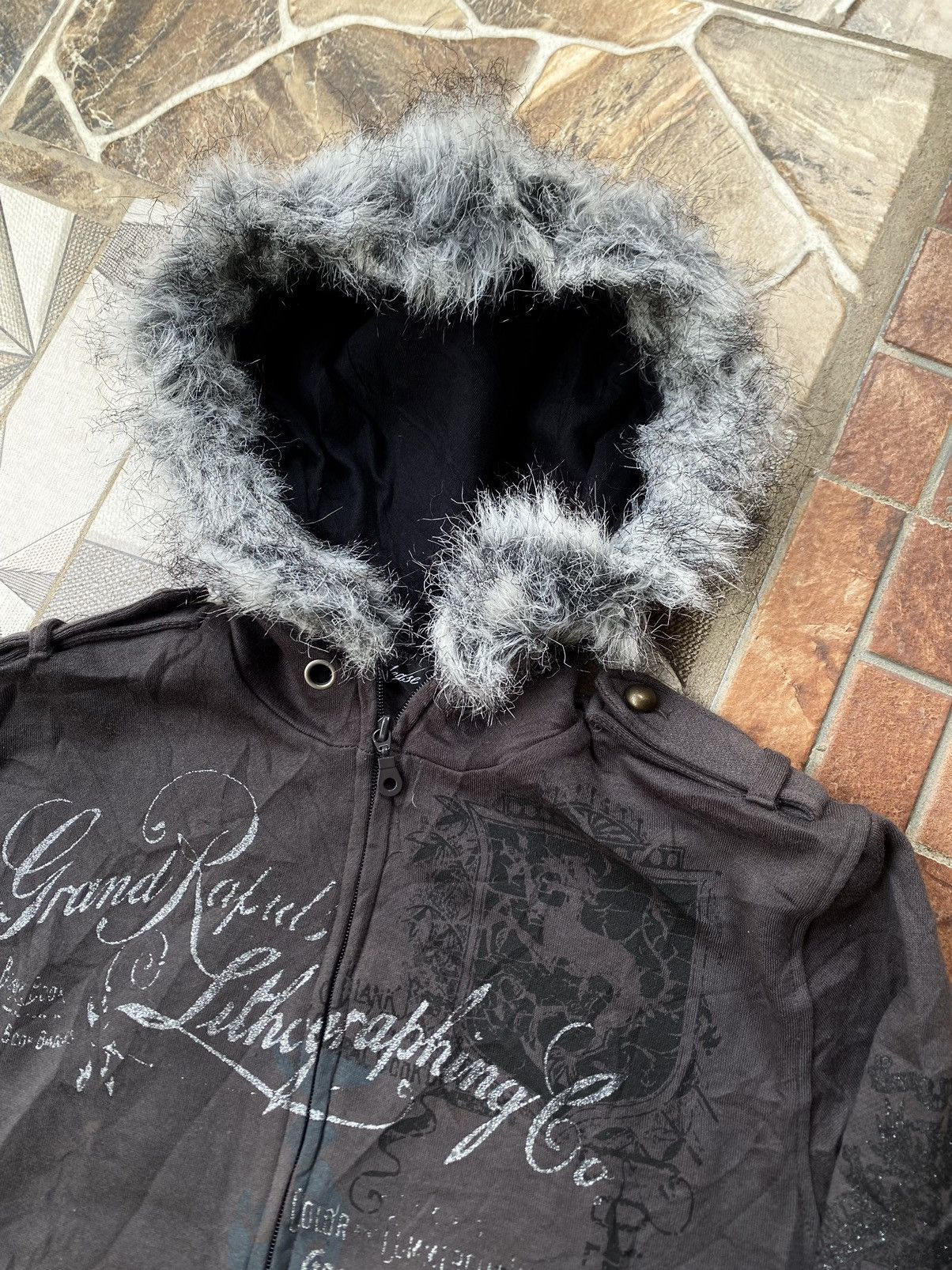 Japanese Brand Japan Center Clease Fur Hoodie Ifsix Lgb Style Size US L / EU 52-54 / 3 - 5 Thumbnail