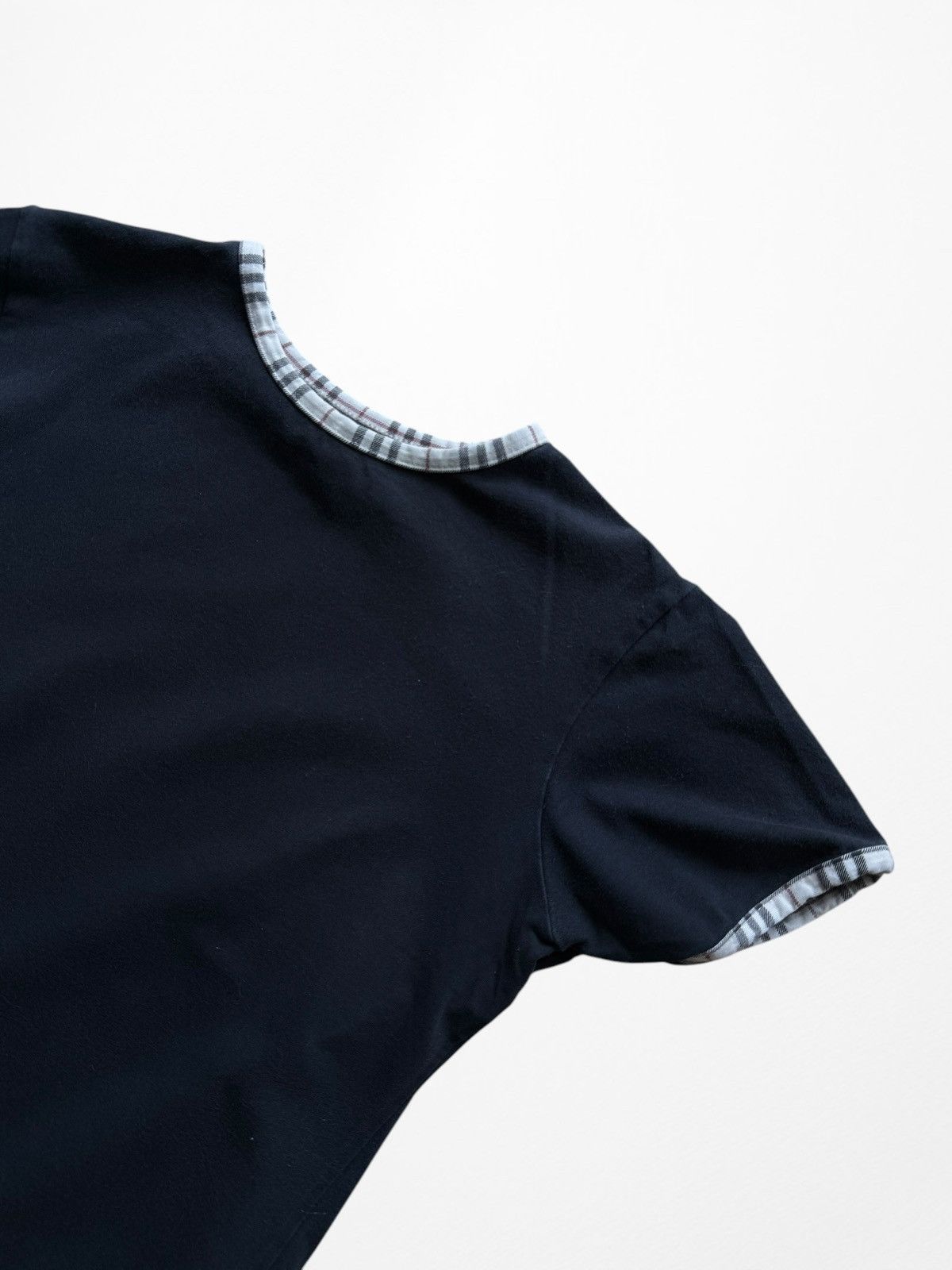 Burberry Burberry vintage Nova check crop top t shirt Size L / US 10 / IT 46 - 2 Thumbnail