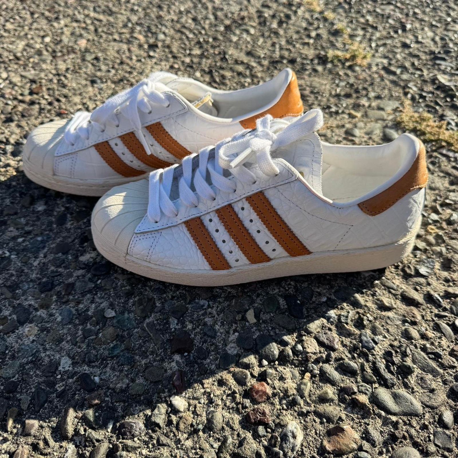 Adidas Adidas Superstar White & Orange – Men’s Size 4 Size US 4 / IT 34 - 1 Thumbnail