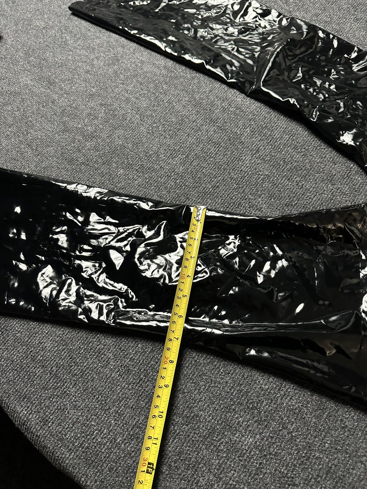 Other SEXY 18+ 🚨 LUXURY BLACK PATENT LATEX Y2K PANTS Size 26" / US 2 / IT 38 - 20 Thumbnail