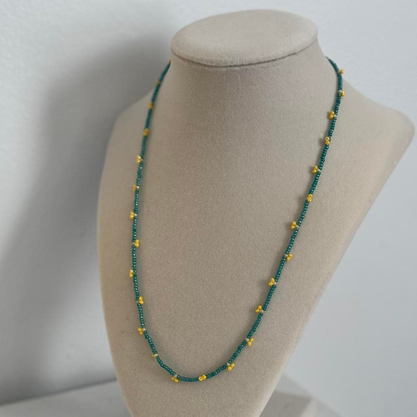 Other Green Yellow Beaded Necklace Handmade Colorful Jewelry Size ONE SIZE - 1 Thumbnail
