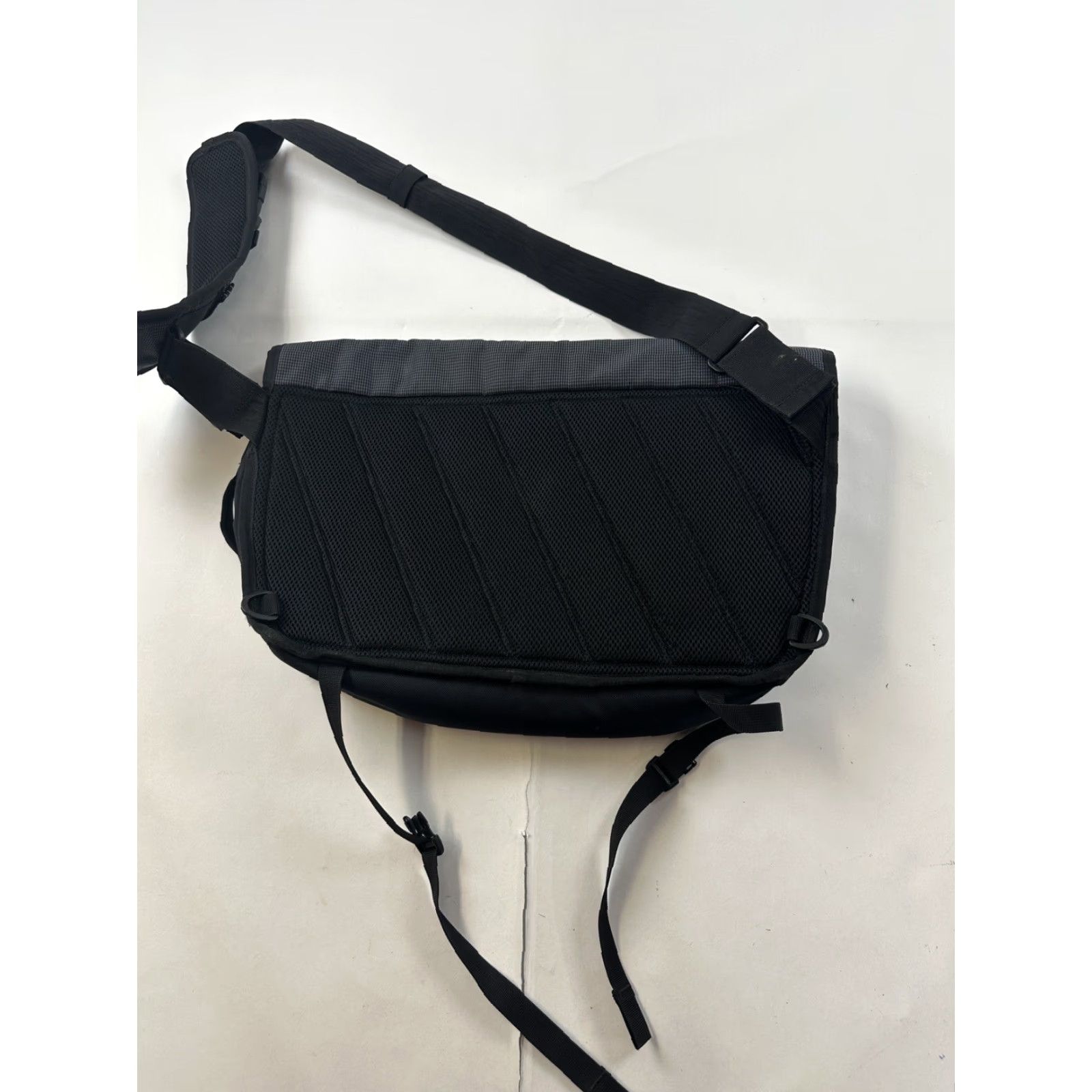 Vintage Columbia Messenger Bag Adult Black Laptop Sleeve Shoulder Size ONE SIZE - 6 Thumbnail