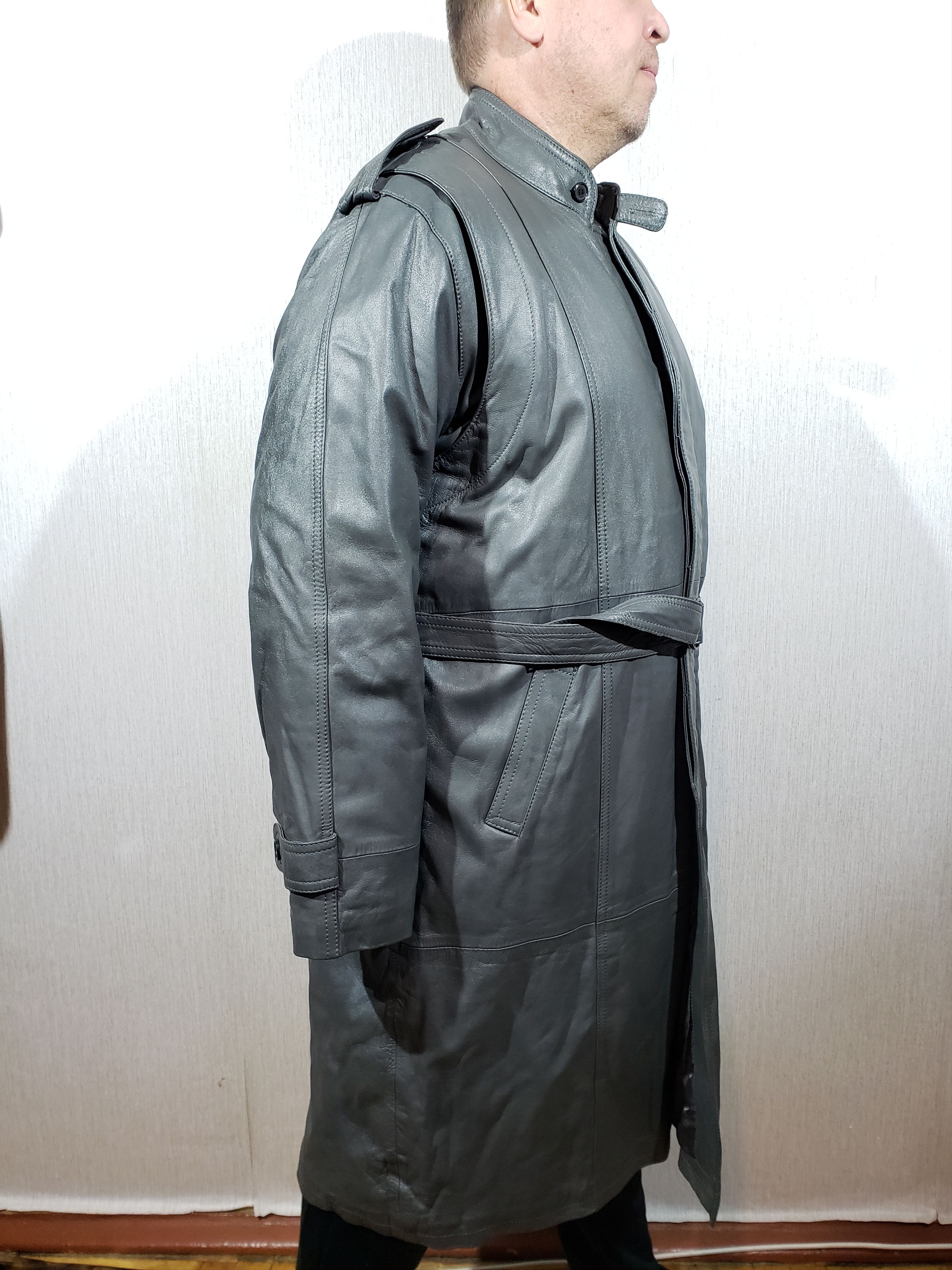 Other Respectable men's leather coat. Size US XL / EU 56 / 4 - 3 Thumbnail