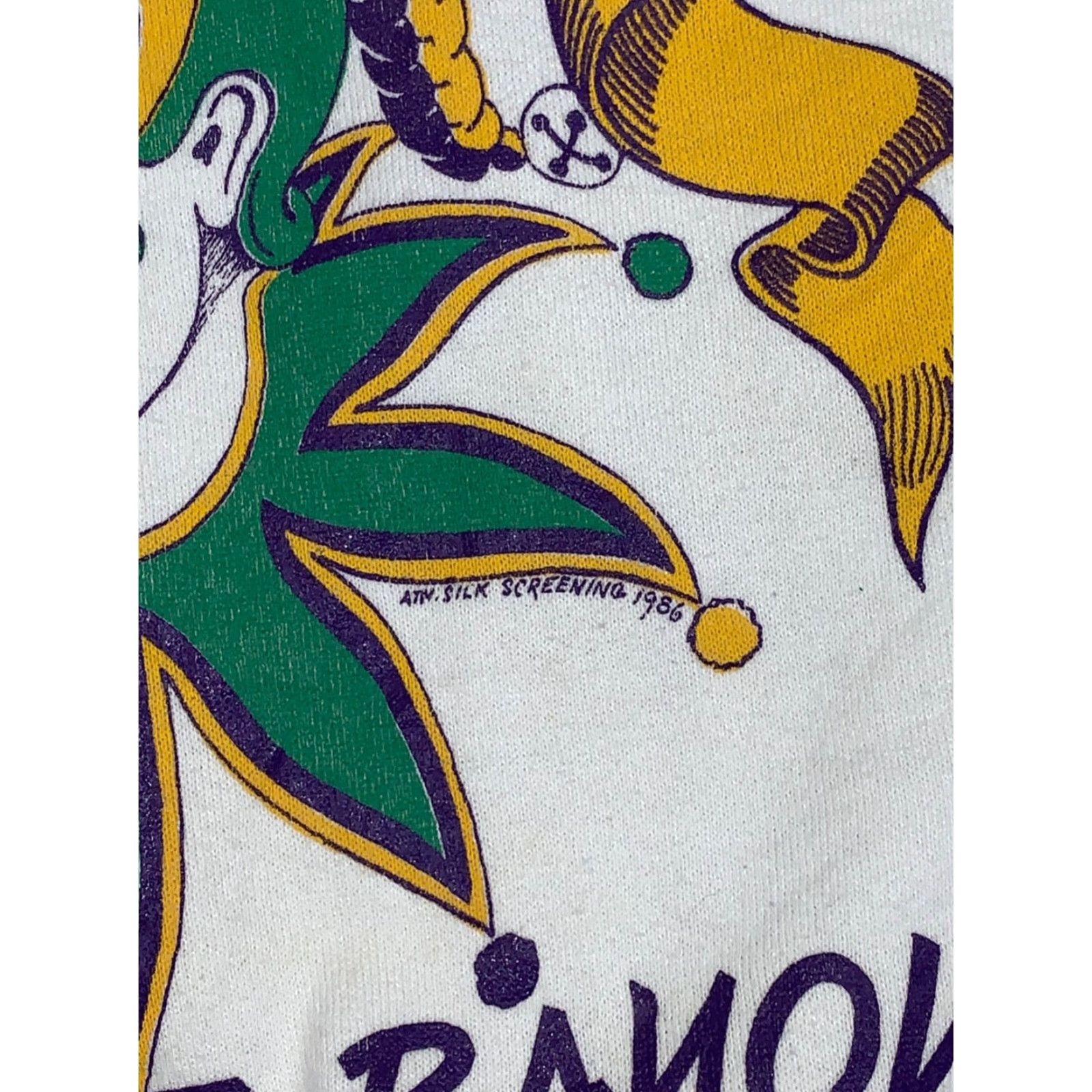 Fruit Of The Loom VINTAGE Fruit of the Loom Sweatshirt Mens XL White 80s Distress Bayou Mardi Gras Crew Neck Long Sleeve Pullover Graphic Print All Seasons 12507 Size US XL / EU 56 / 4 - 4 Thumbnail