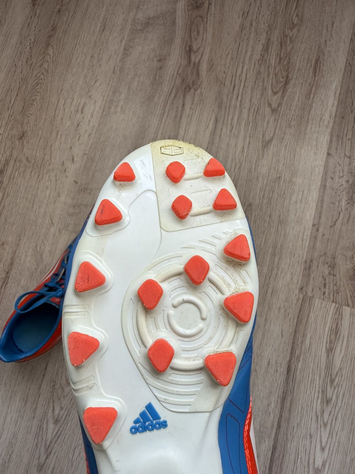 Adidas Adidas F50 Soccer Cleats Red Blue FG Size US 9.5 (V21304) Size US 9.5 / EU 42-43 - 13 Thumbnail