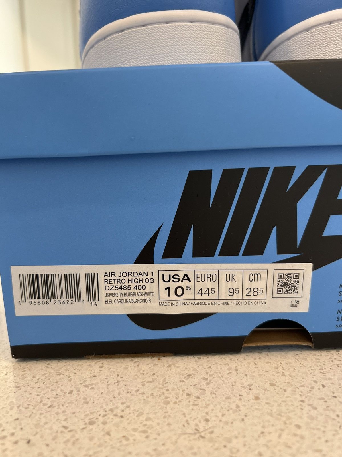 Jordan Brand Jordan 1 Retro High OG (UNC Toe) Size US 10.5 / EU 43-44 - 7 Thumbnail