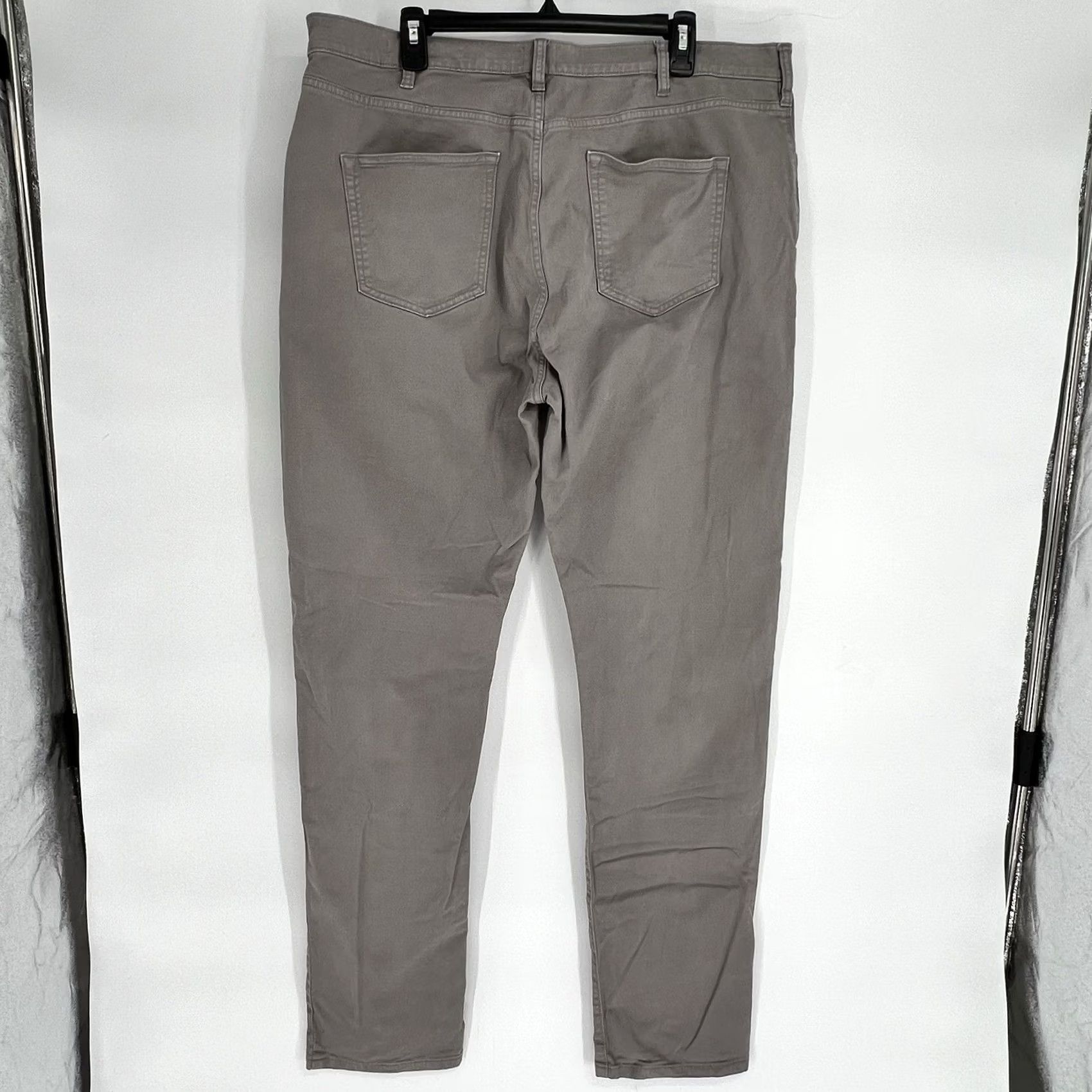 Flint And Tinder Flint and Tinder 365 5-Pocket Pant Mens Beige Tan Tapered Flat Front 5-Pocket Chino Pants 38x34 Regular Rise Mid-Patrick? Size US 38 / EU 54 - 5 Thumbnail