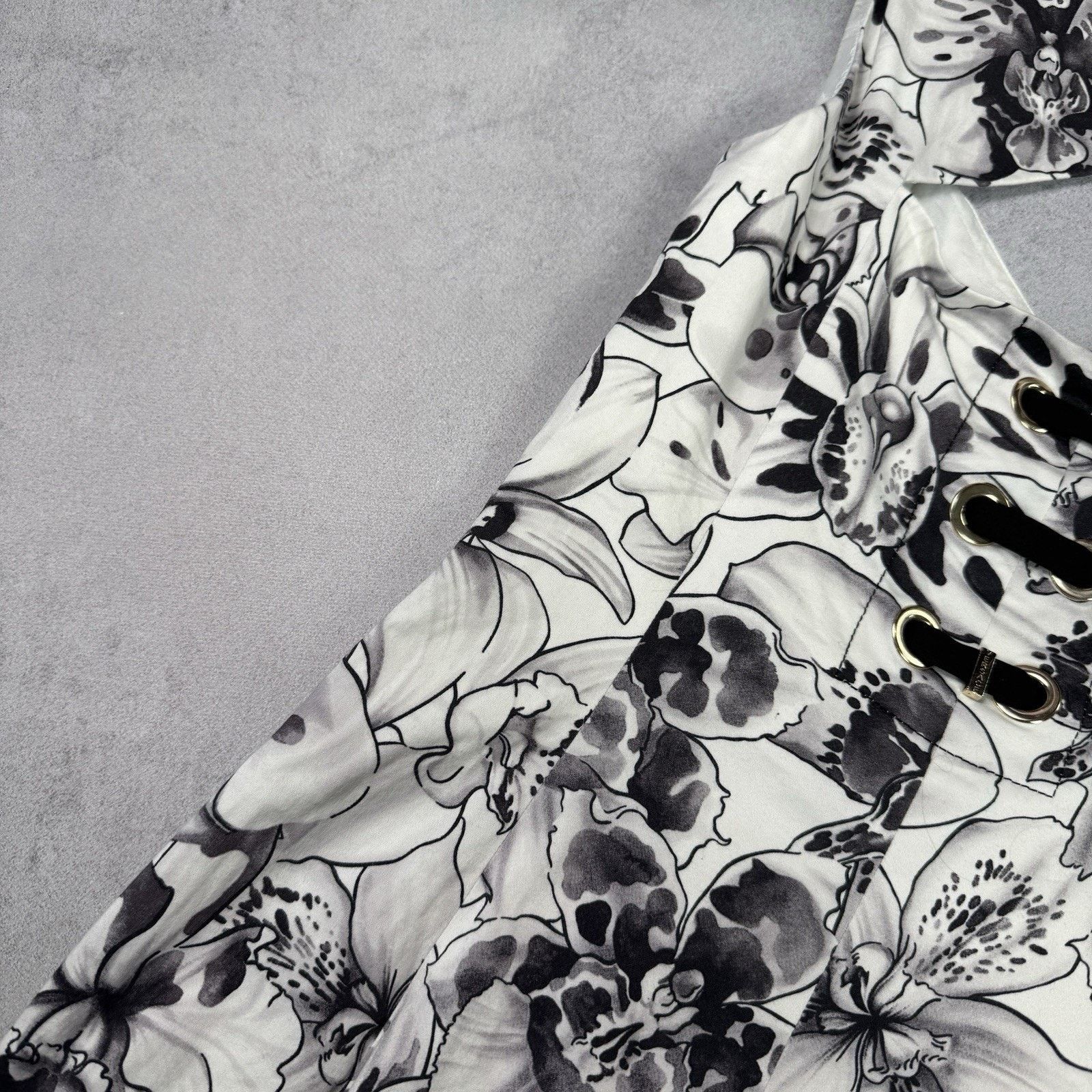 Versace Versace Women Mini Dress Short Flower Print White Size 44 Size M / US 6-8 / IT 42-44 - 19 Thumbnail