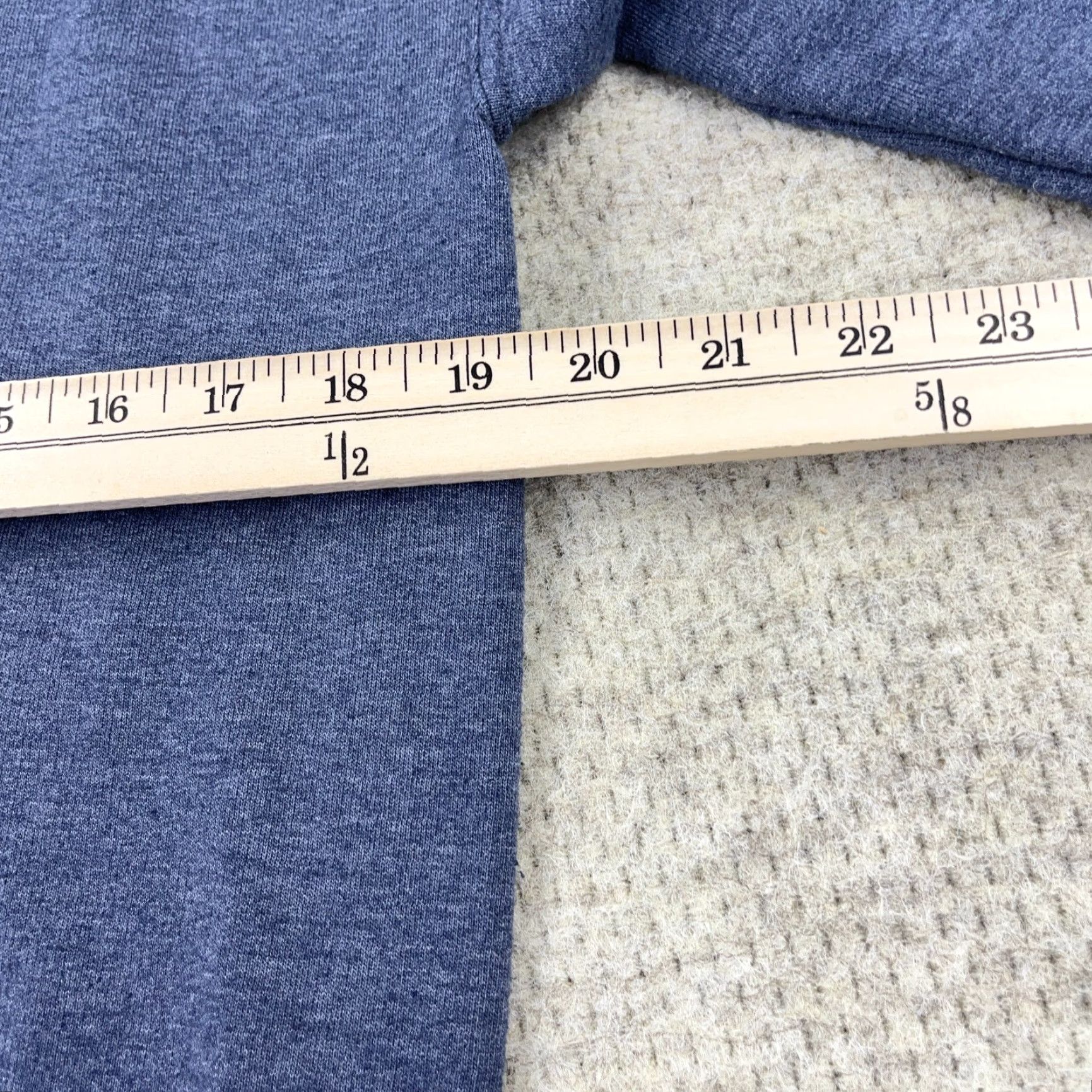 Vintage Simply Southern Sweatshirt Women S Gray Crewneck Logo Print Christmas Modern Dogs Mom Wine Lover 50% Polyester 50% Cotton Zip? No closure pullover. Size S / US 4 / IT 40 - 7 Thumbnail