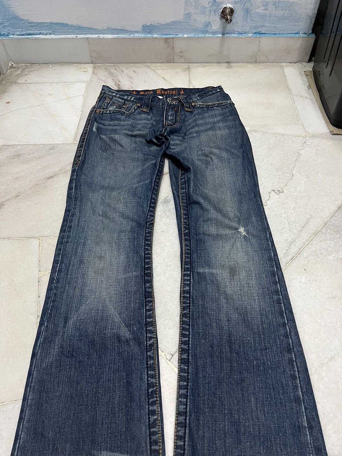 Japanese Brand × Rock Revival ROCK REVIVAL DISTRESSED FLARE JEANS VERY RARE Size US 31 - 3 Thumbnail