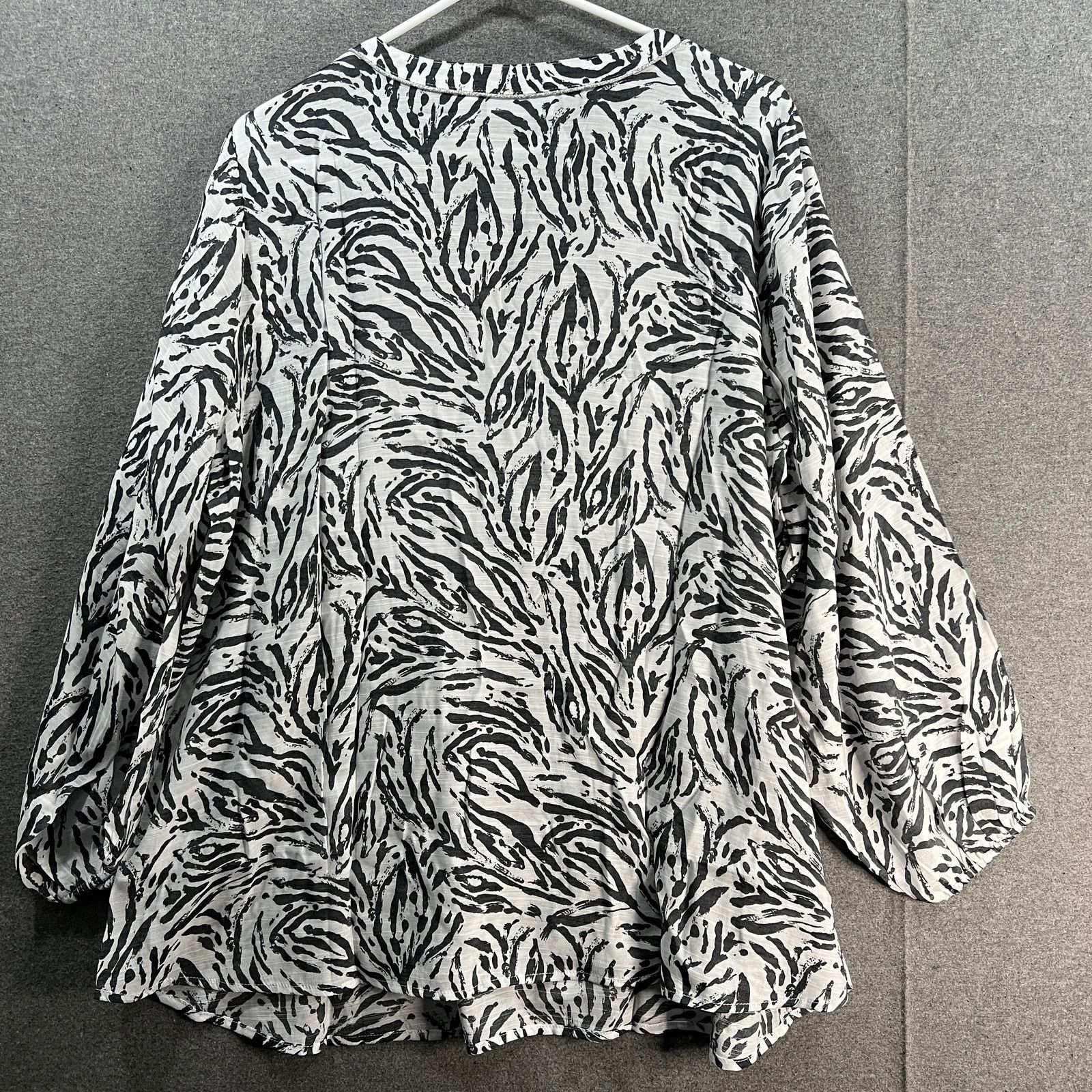 Other Susan Graver Passport Printed Petite Woven Tunic Size XL / US 12-14 / IT 48-50 - 2 Thumbnail