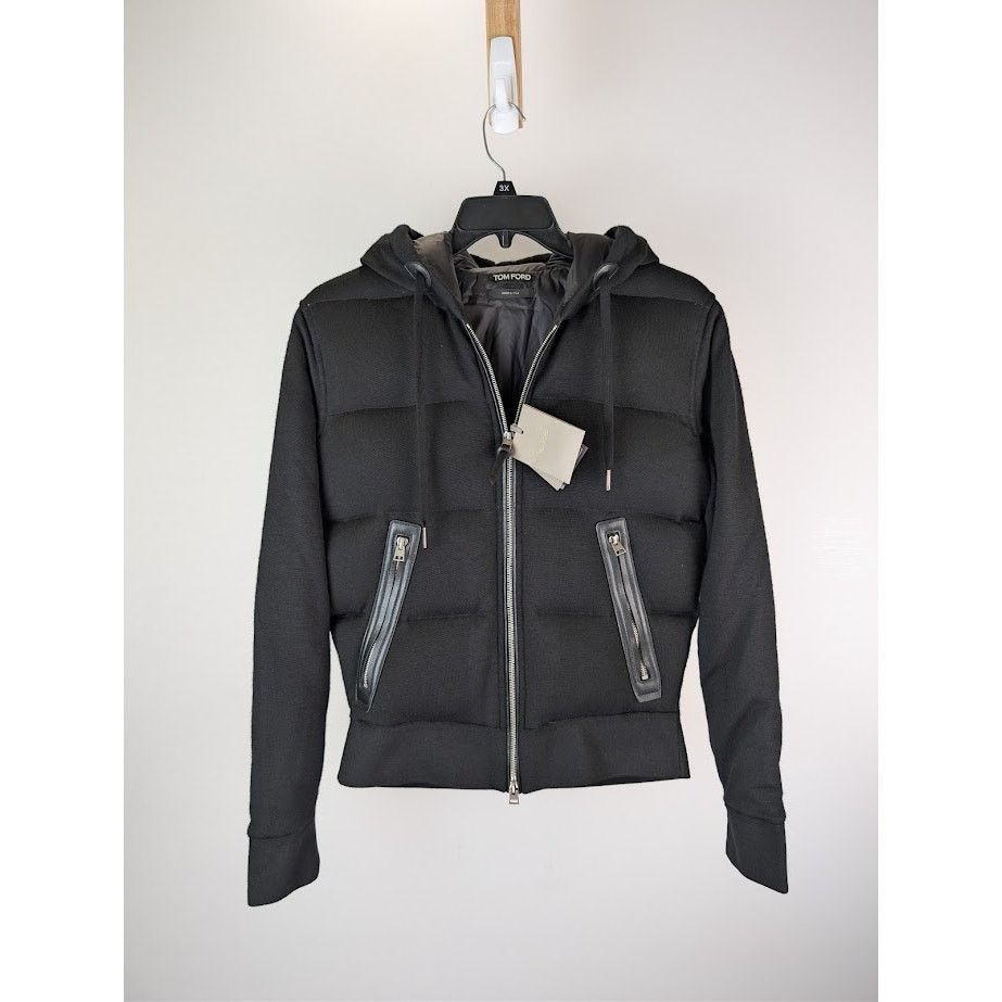 o1rshd1 Hooded Down Jacket in Black 48