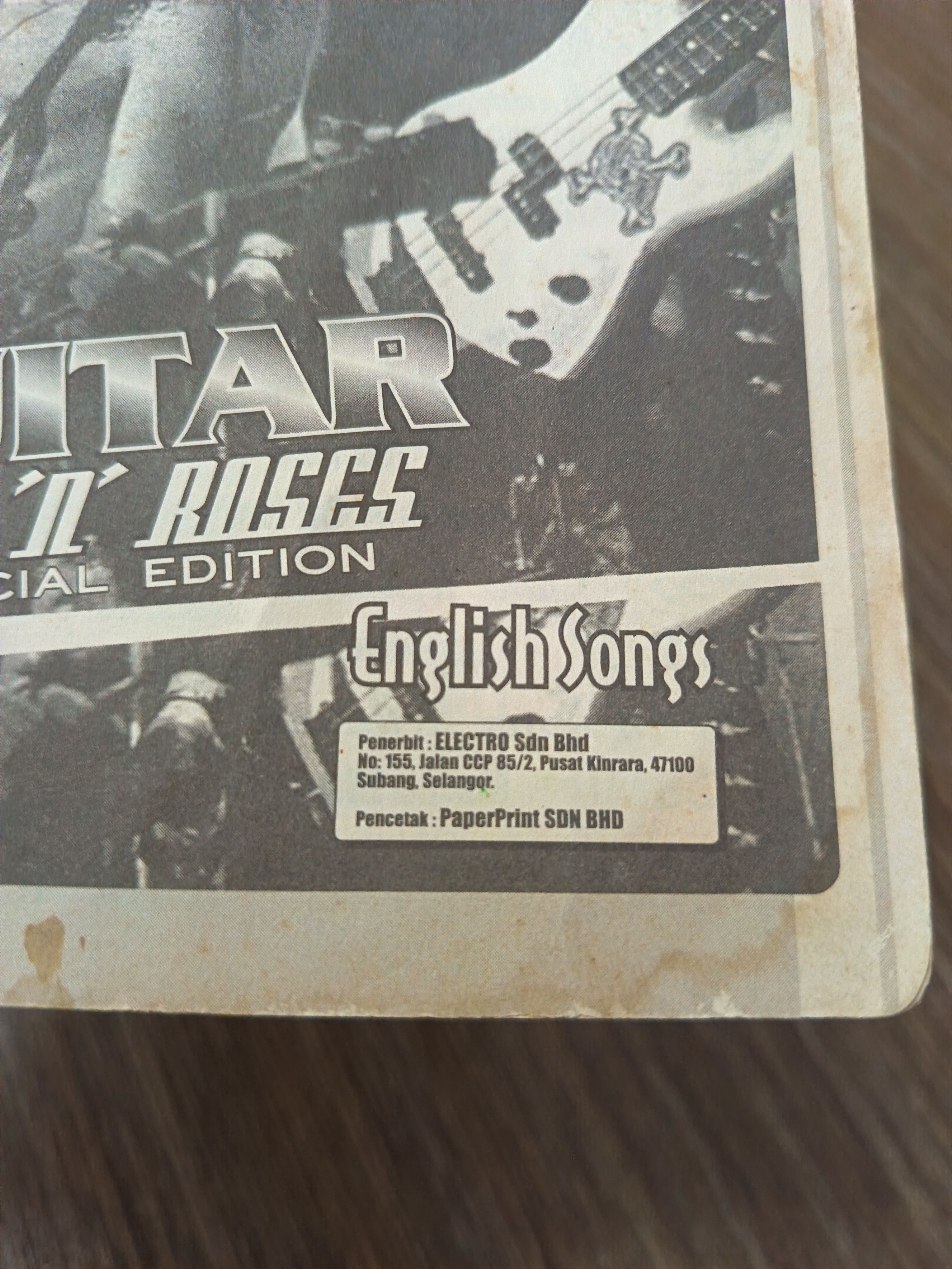 Other Gun n roses guitar code magazine Size ONE SIZE - 3 Thumbnail