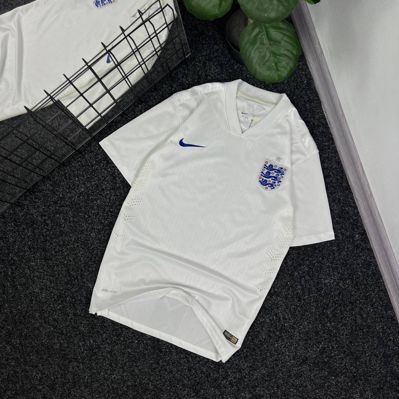 Nike Nike England jersey t-shirt soccer football tee blokecore Size US M / EU 48-50 / 2 - 1 Thumbnail