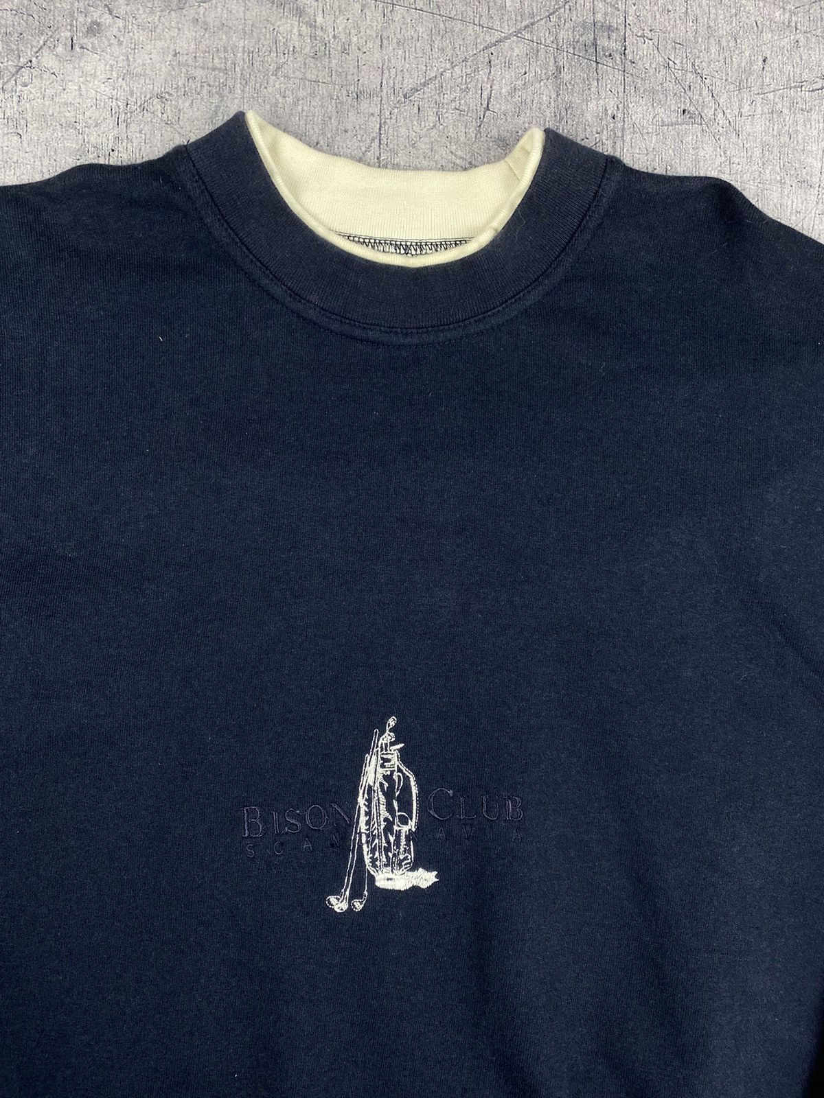 Vintage Mens Vintage Embroidered Bison Club Scandinavia Sweatshirt Size US XL / EU 56 / 4 - 4 Thumbnail