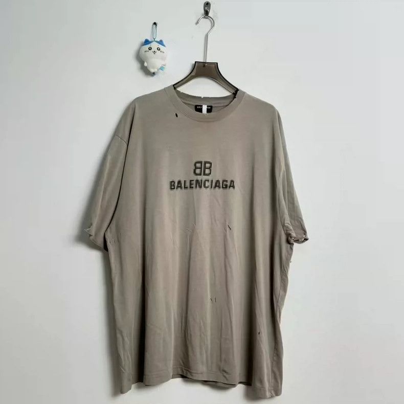 Balenciaga Balenciaga Mosaic destruction letter logo short sleeve Size US XXL / EU 58 / 5 - 1 Thumbnail