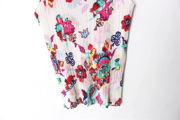 Other Issey Miyake size:3 Pink lion dance patterned pleated vest Size XS / US 0-2 / IT 36-38 - 3 Thumbnail