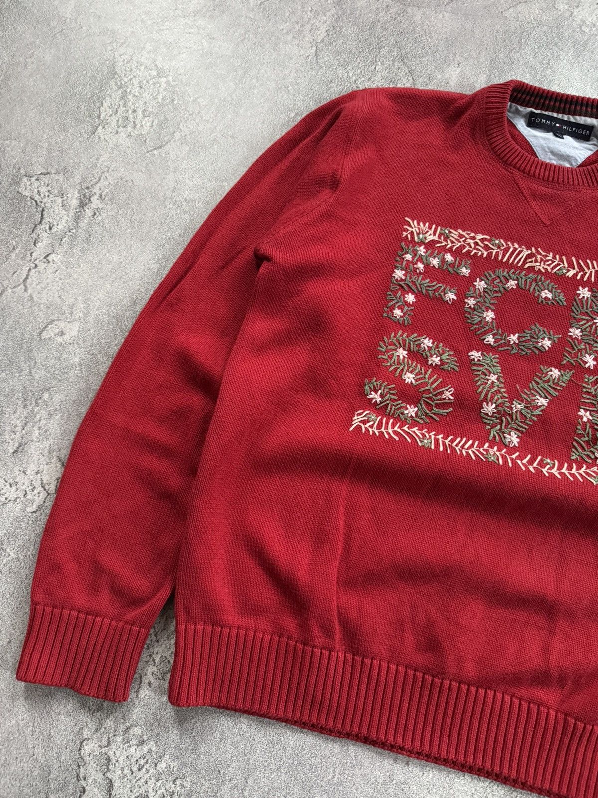 Tommy Hilfiger × Vintage Tommy Hilfiger M FCK SVF red sweater jumper sweatshirt 00s Size US M / EU 48-50 / 2 - 6 Thumbnail