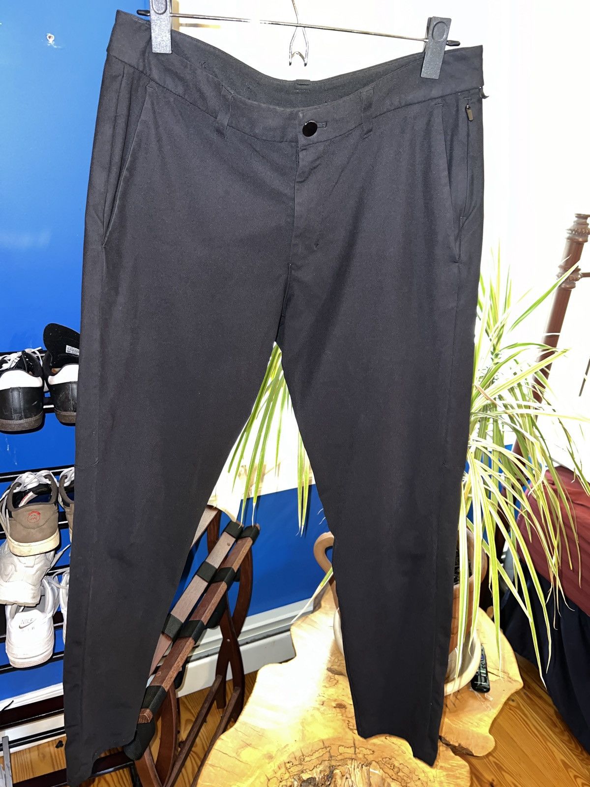 Lululemon Lululemon Commission Pant Slim Size US 32 / EU 48 - 1 Thumbnail