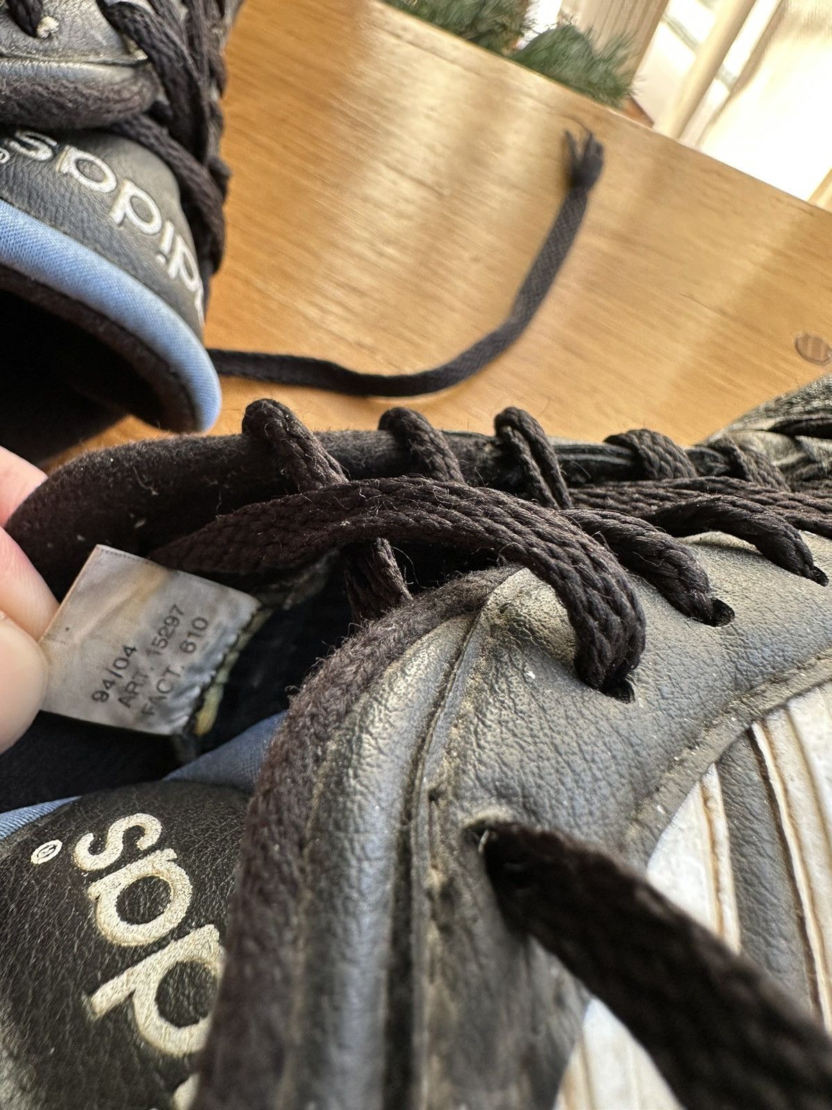 Adidas us 9 to eu 94 2025