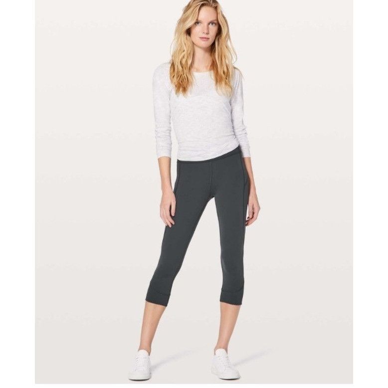 Lululemon Lululemon Train Times Crop *21" Size 4 Size 28" / US 6 / IT 42 - 2 Thumbnail