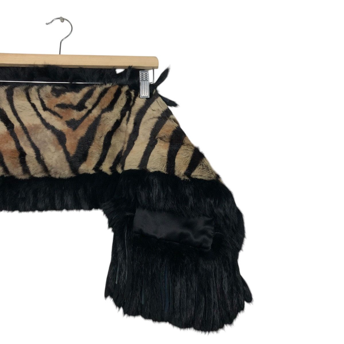 Vintage 🔥VINTAGE SCARFT MINK FUR SALVATORE FERRAGAMO MADE IN ITALY Size ONE SIZE - 6 Thumbnail