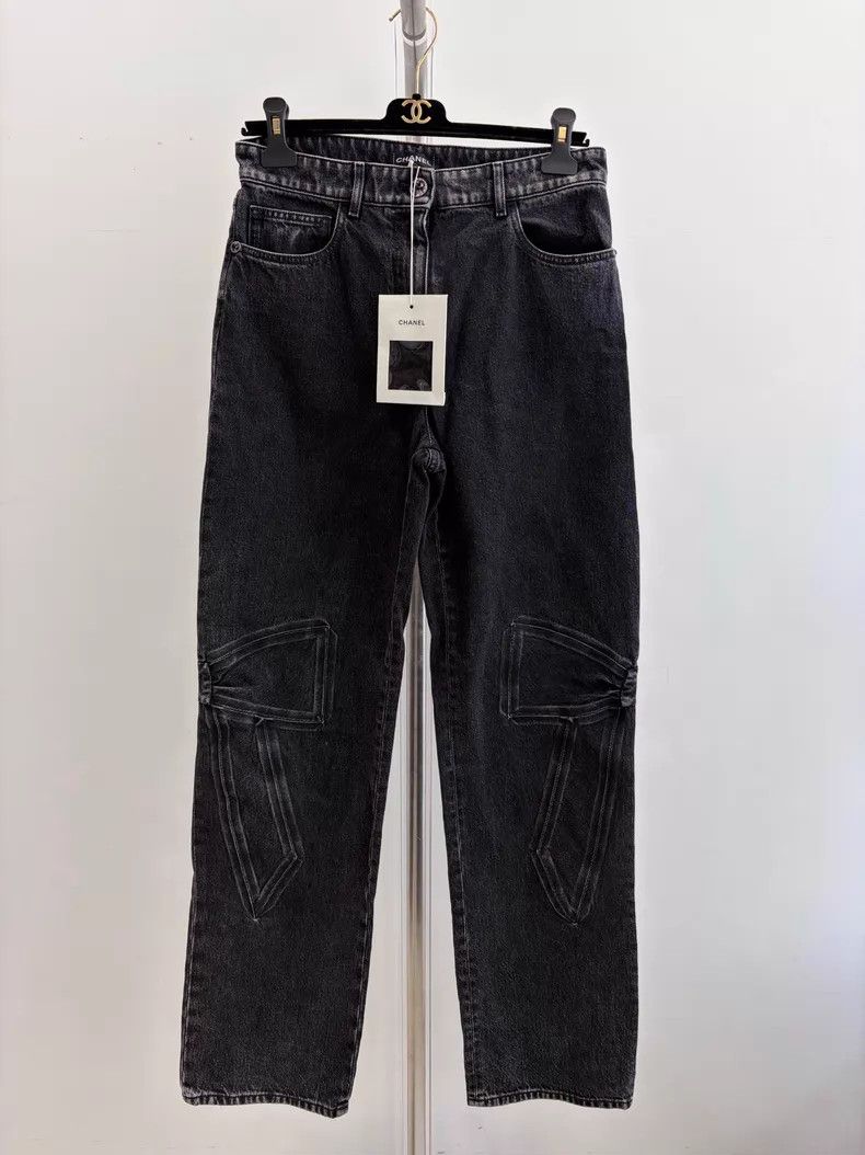 Chanel Chanel Black bow jeans Size 25" / US 0 / IT 36 - 1 Thumbnail