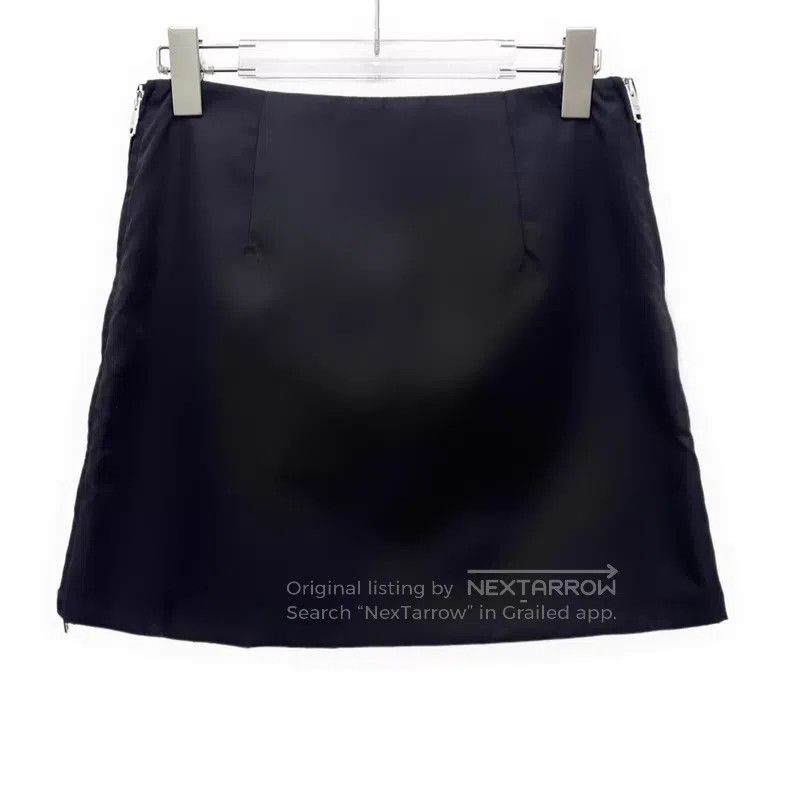 Prada Prada Black triangle nail bead design casual skirt Size 25" / US 0 / IT 36 - 2 Thumbnail