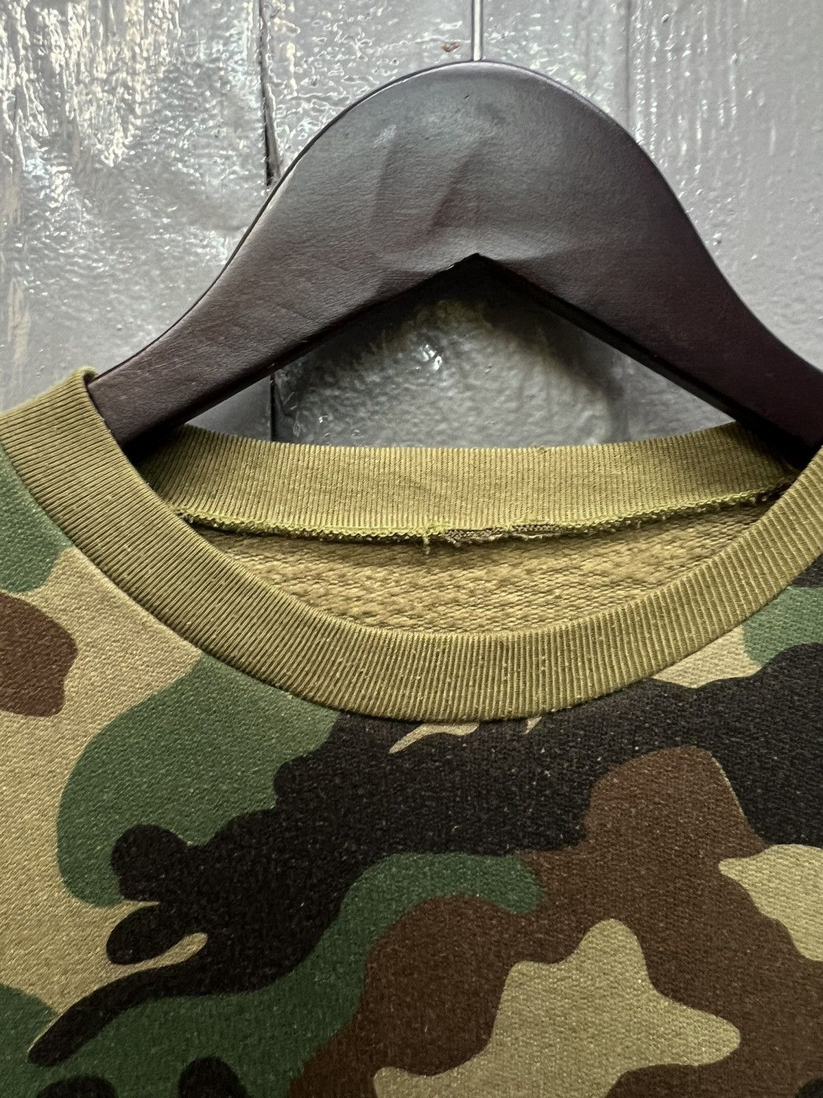 Vintage Vintage Army Camo Sweatshirt Size US M / EU 48-50 / 2 - 5 Thumbnail