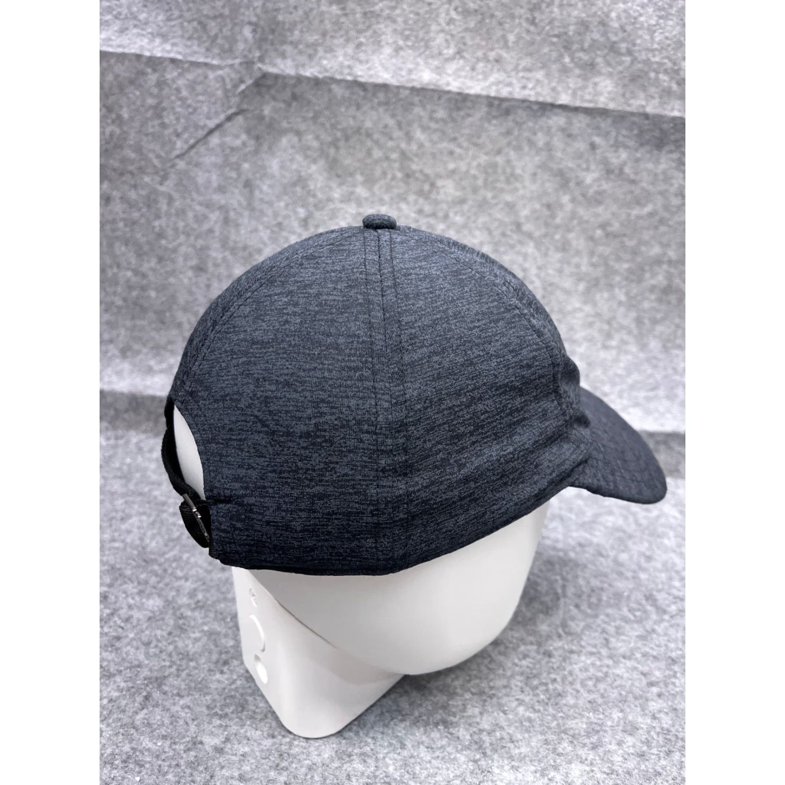 Under Armour Under Armour Hat Cap Strap Back One Size Gray 100% Polyester Adjustable Lightweight Unisex Adults Baseball Cap Sports Outdoor Activewear Cap Size ONE SIZE - 7 Thumbnail