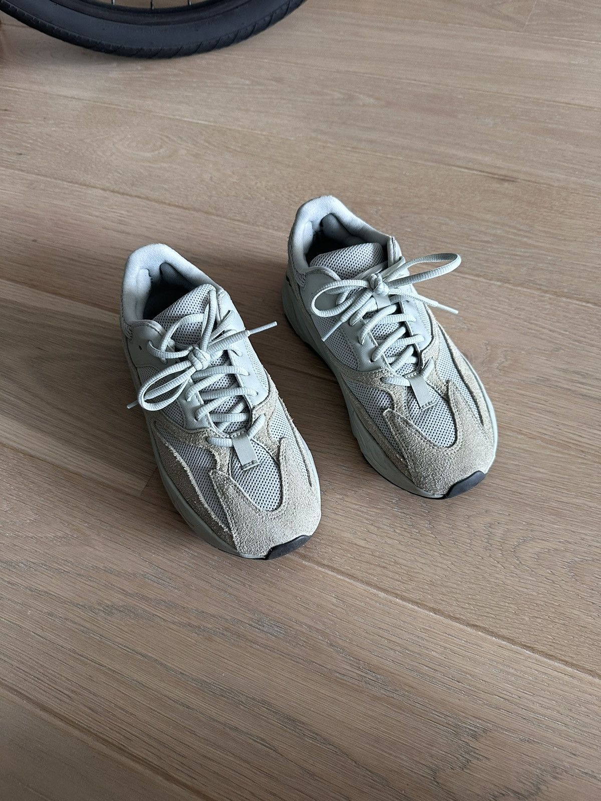 Yeezy Yeezy 700 SALT Size US 7.5 / EU 40-41 - 4 Thumbnail